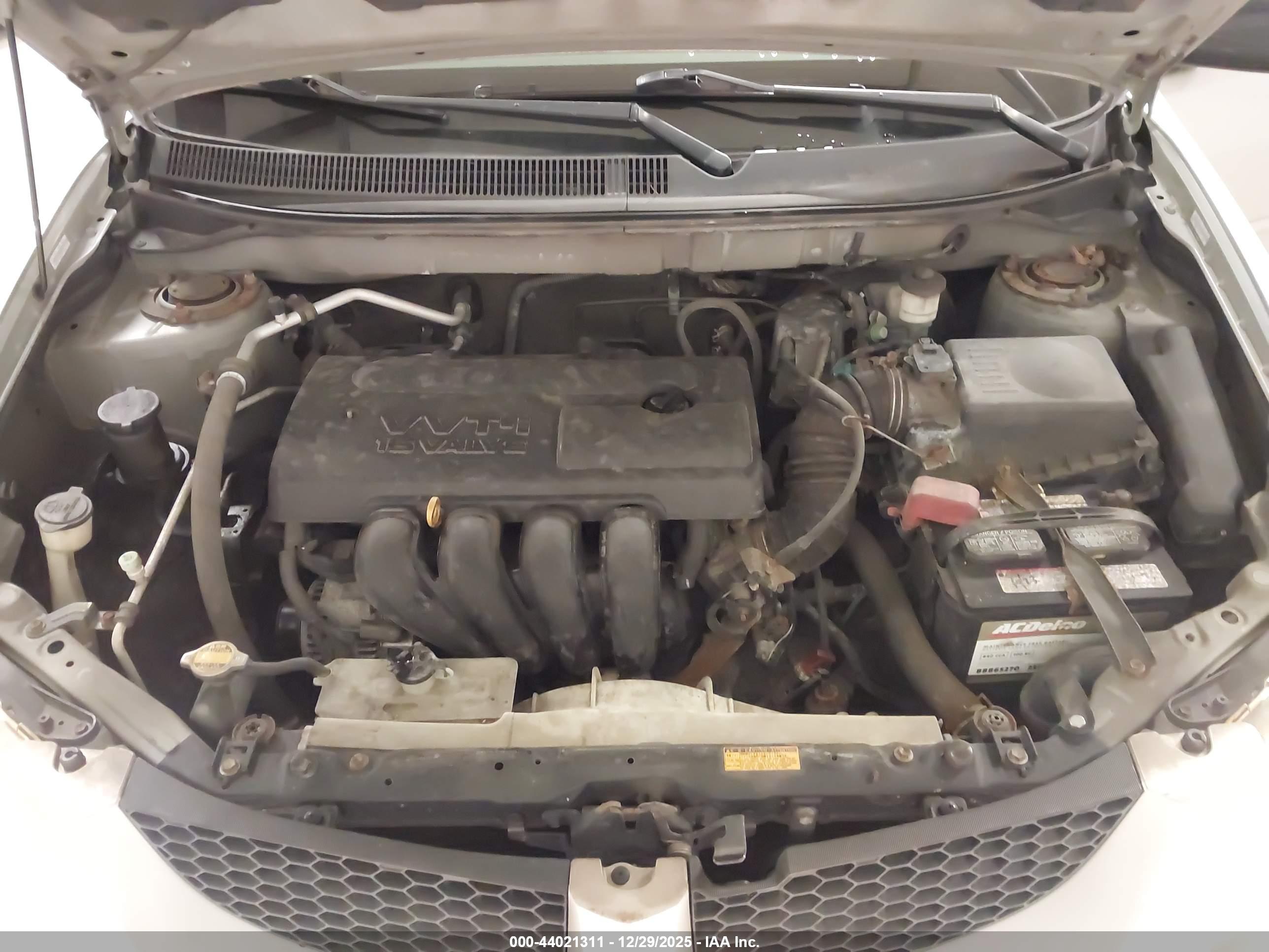 PONTIAC VIBE image 10