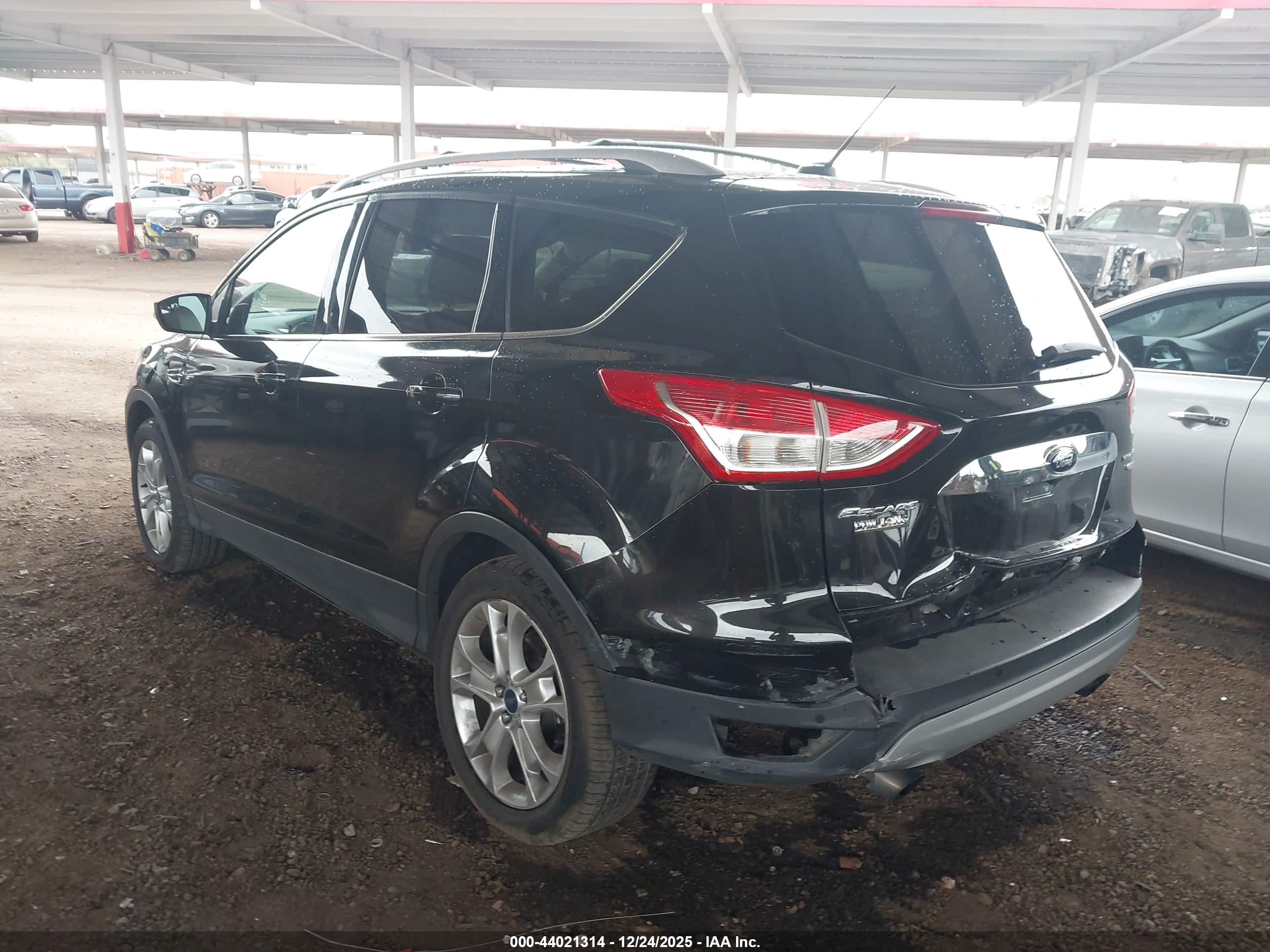 FORD ESCAPE image 3