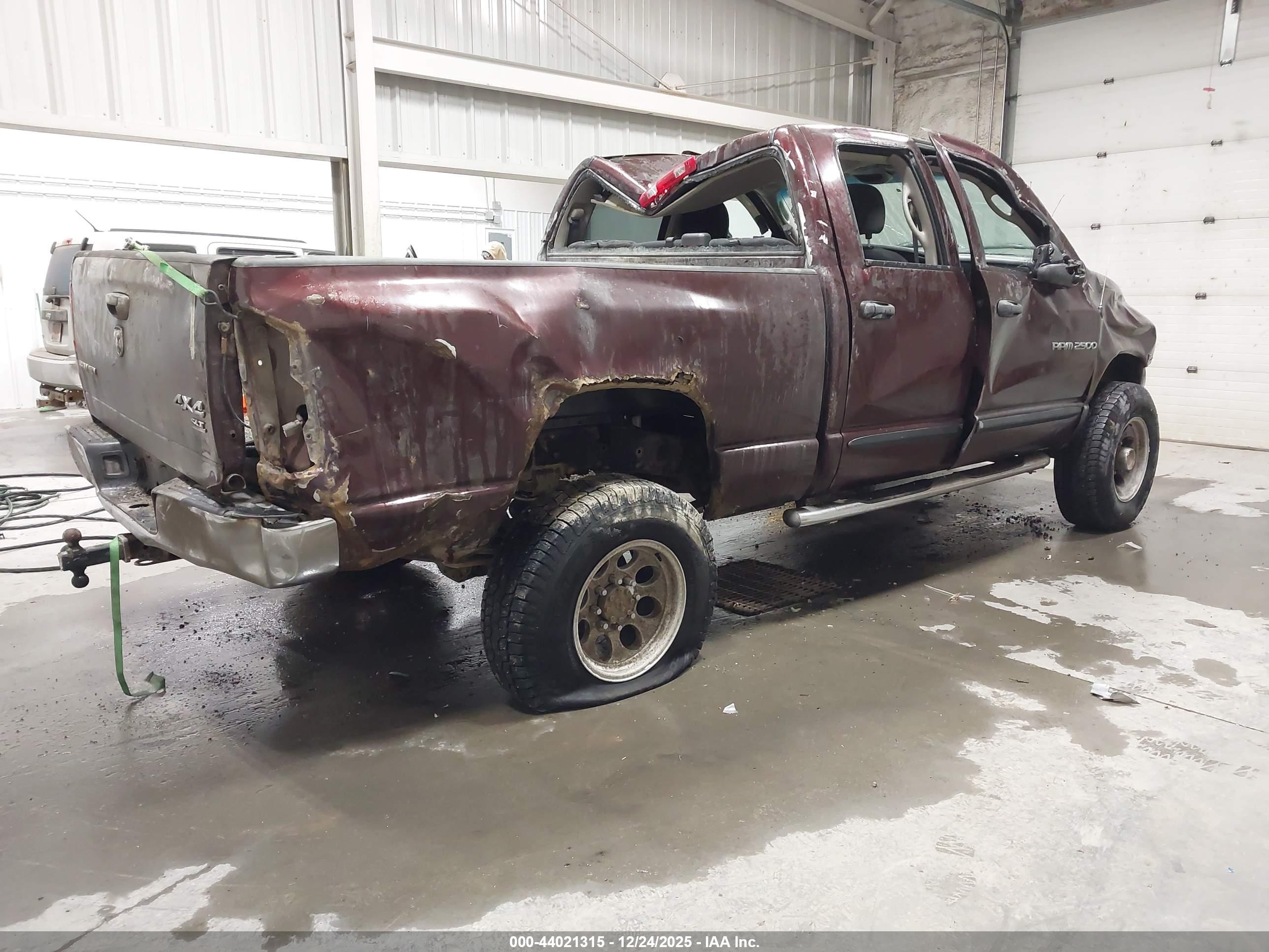 DODGE RAM image 4