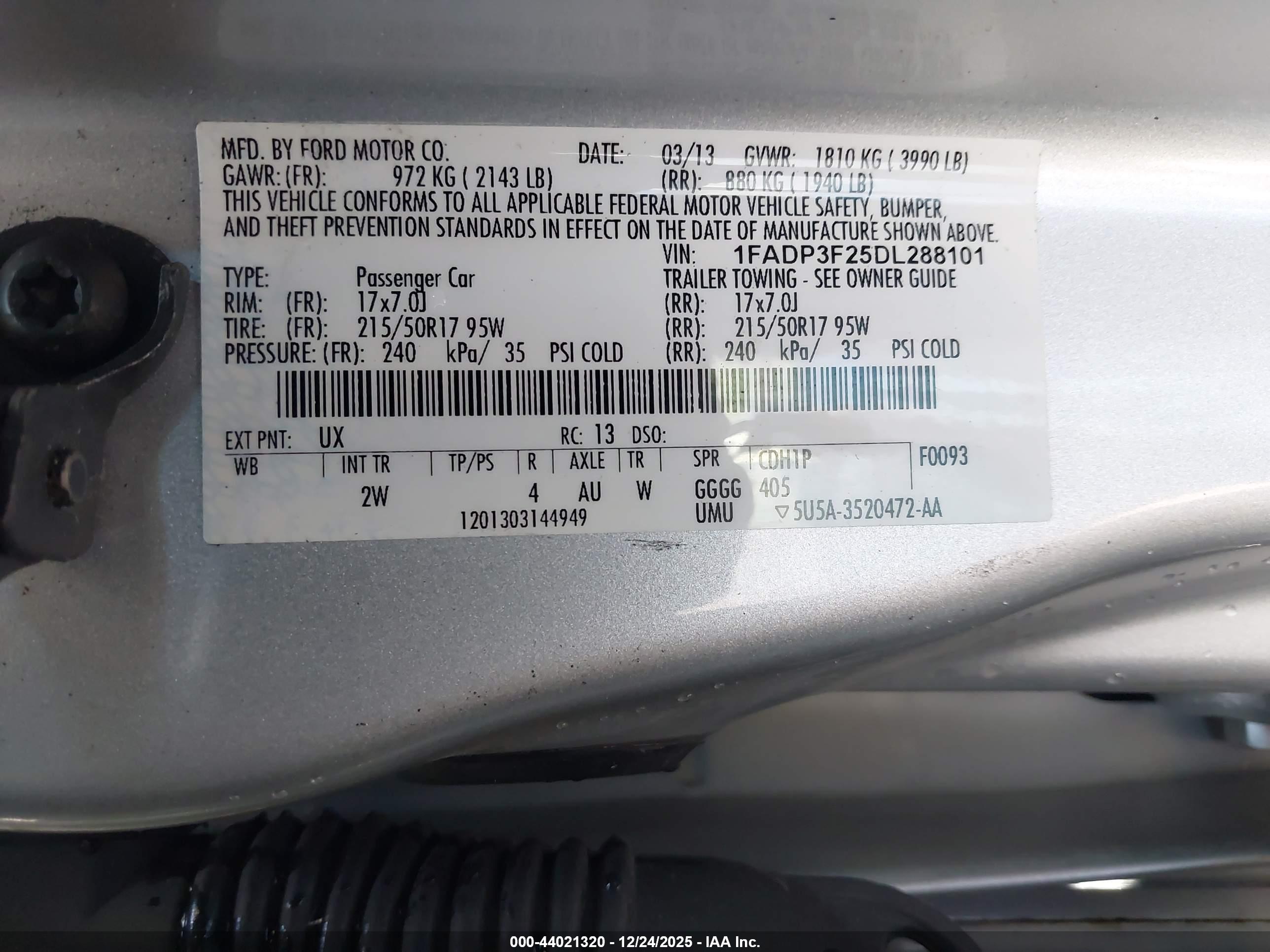 FORD FOCUS image 9