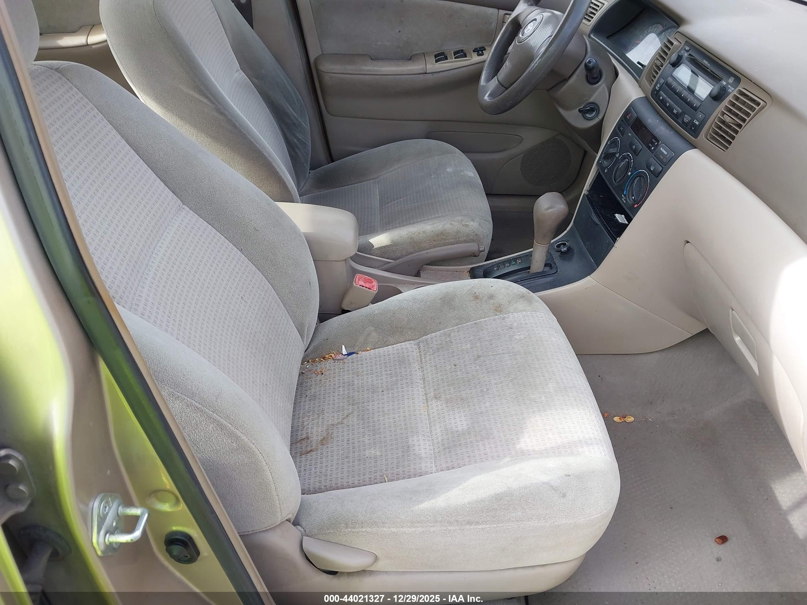TOYOTA COROLLA image 5