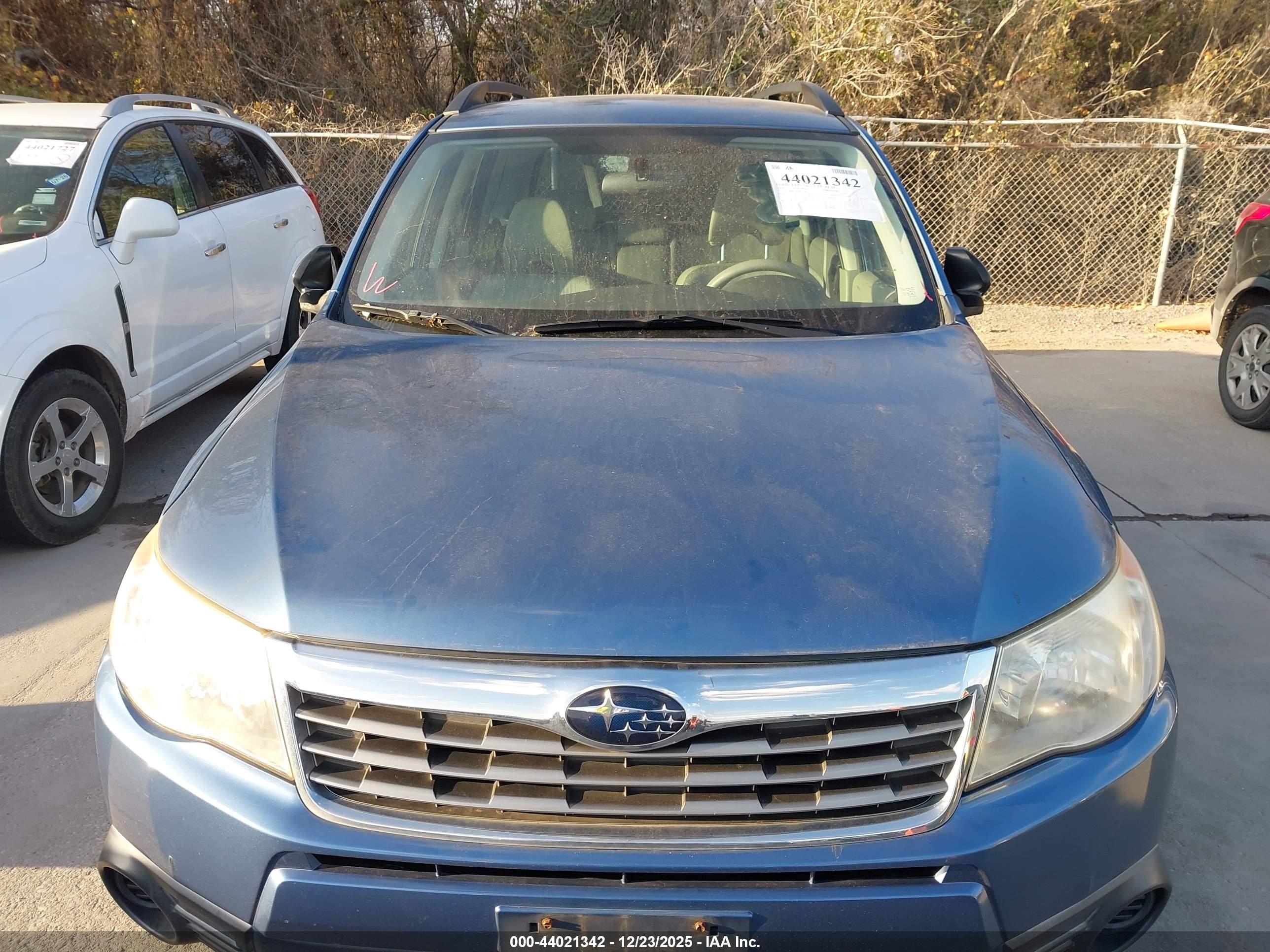 SUBARU FORESTER image 6