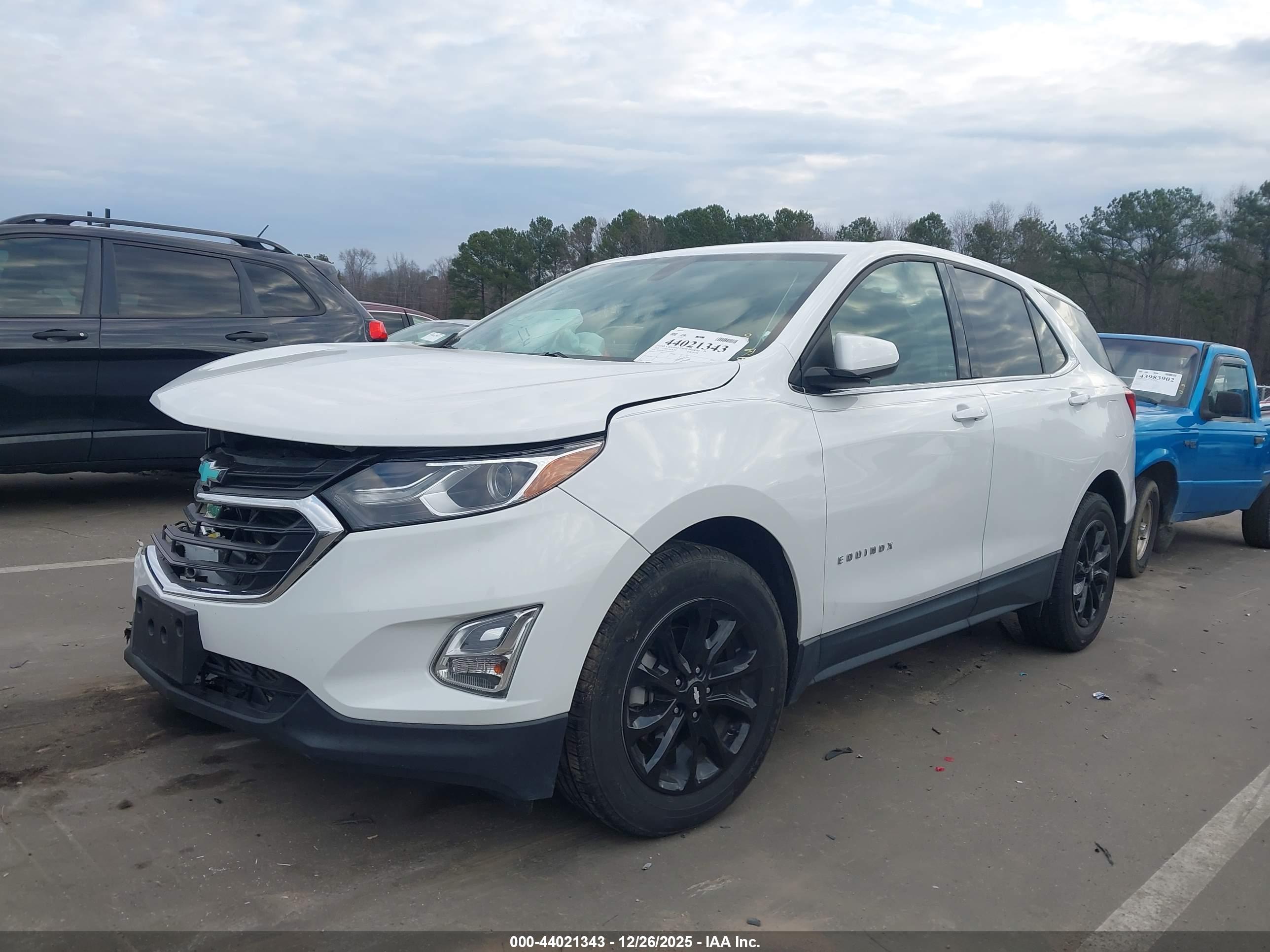 CHEVROLET EQUINOX image 2