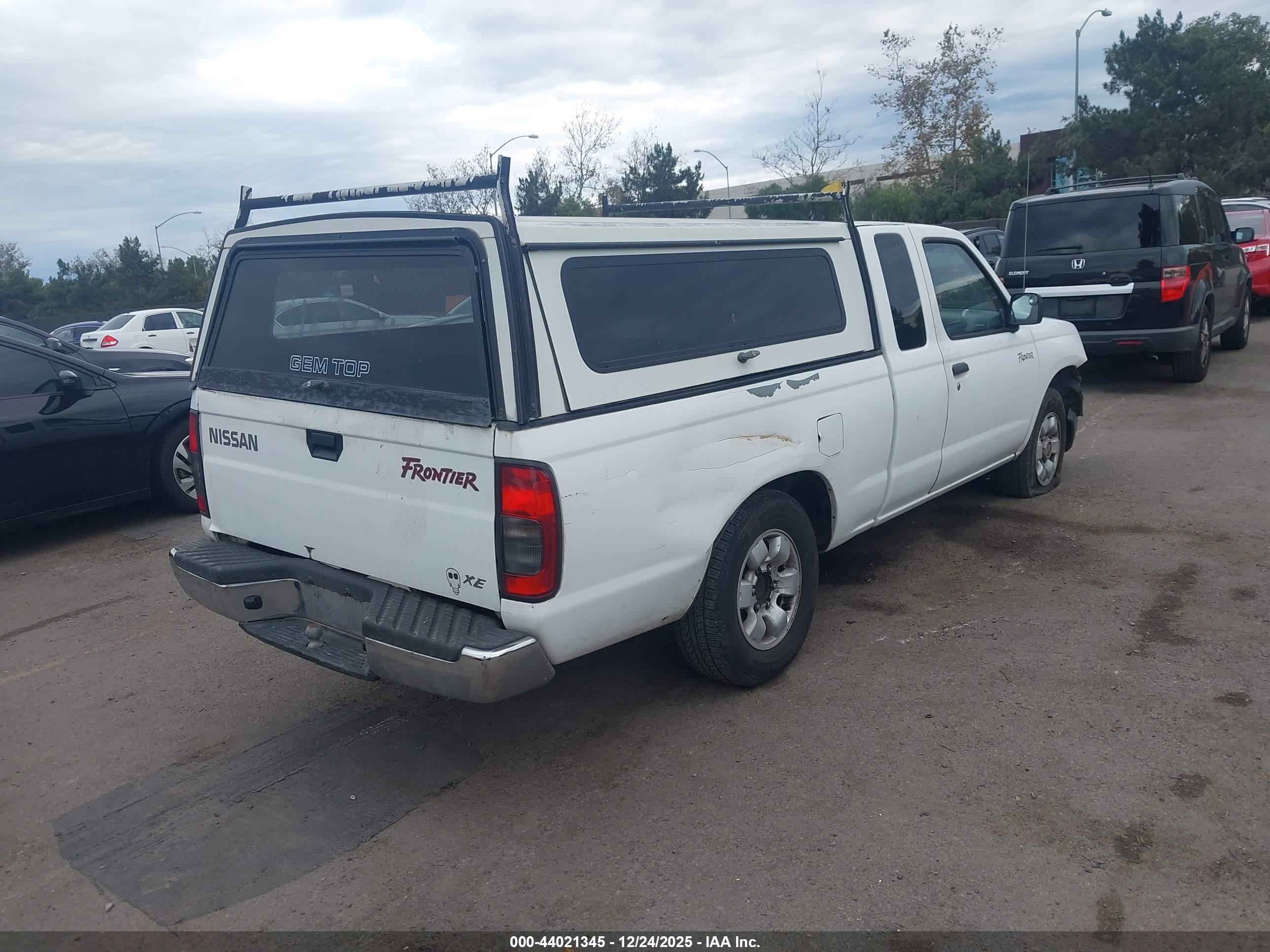 NISSAN FRONTIER image 4