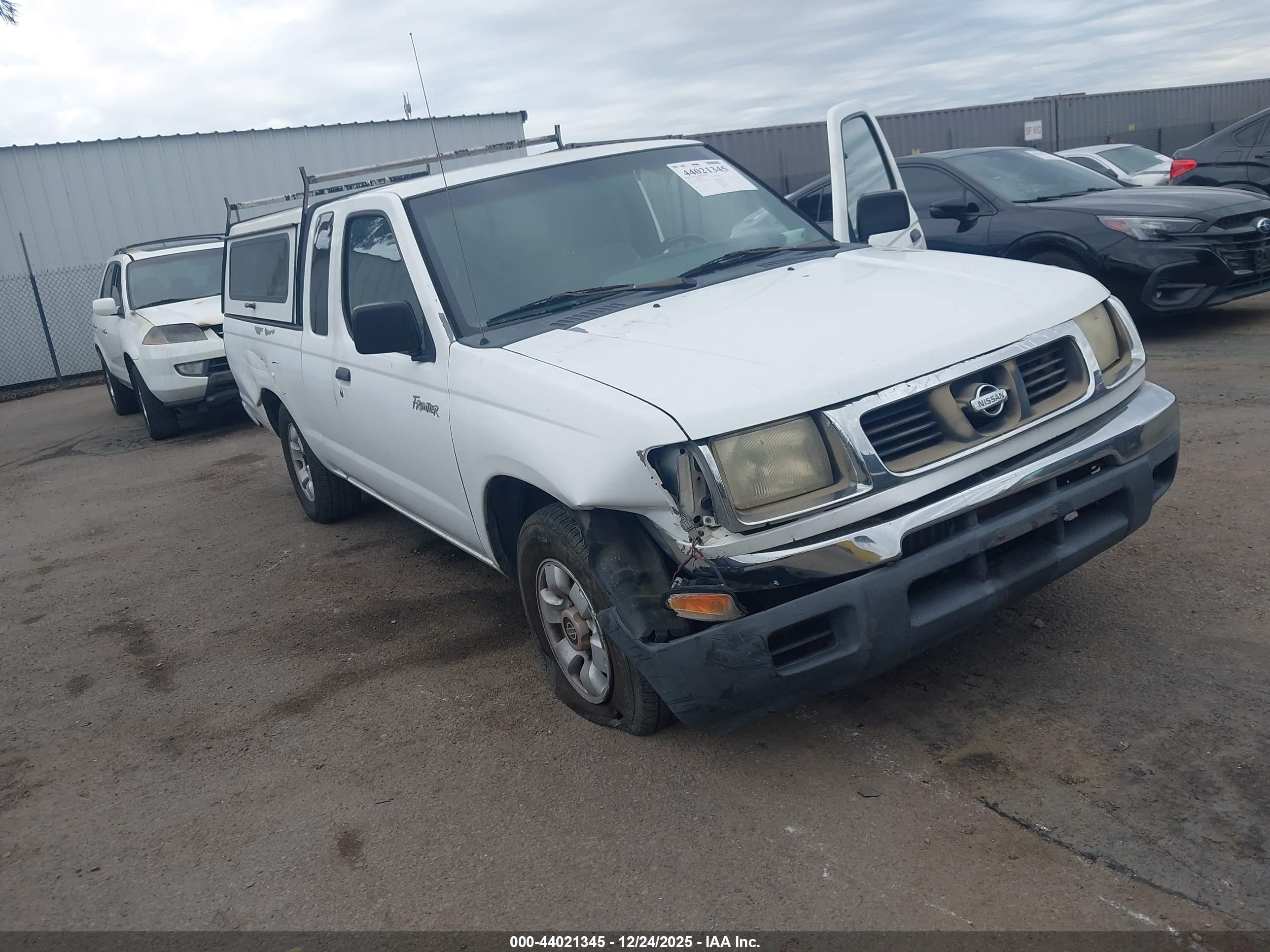 NISSAN FRONTIER image 6