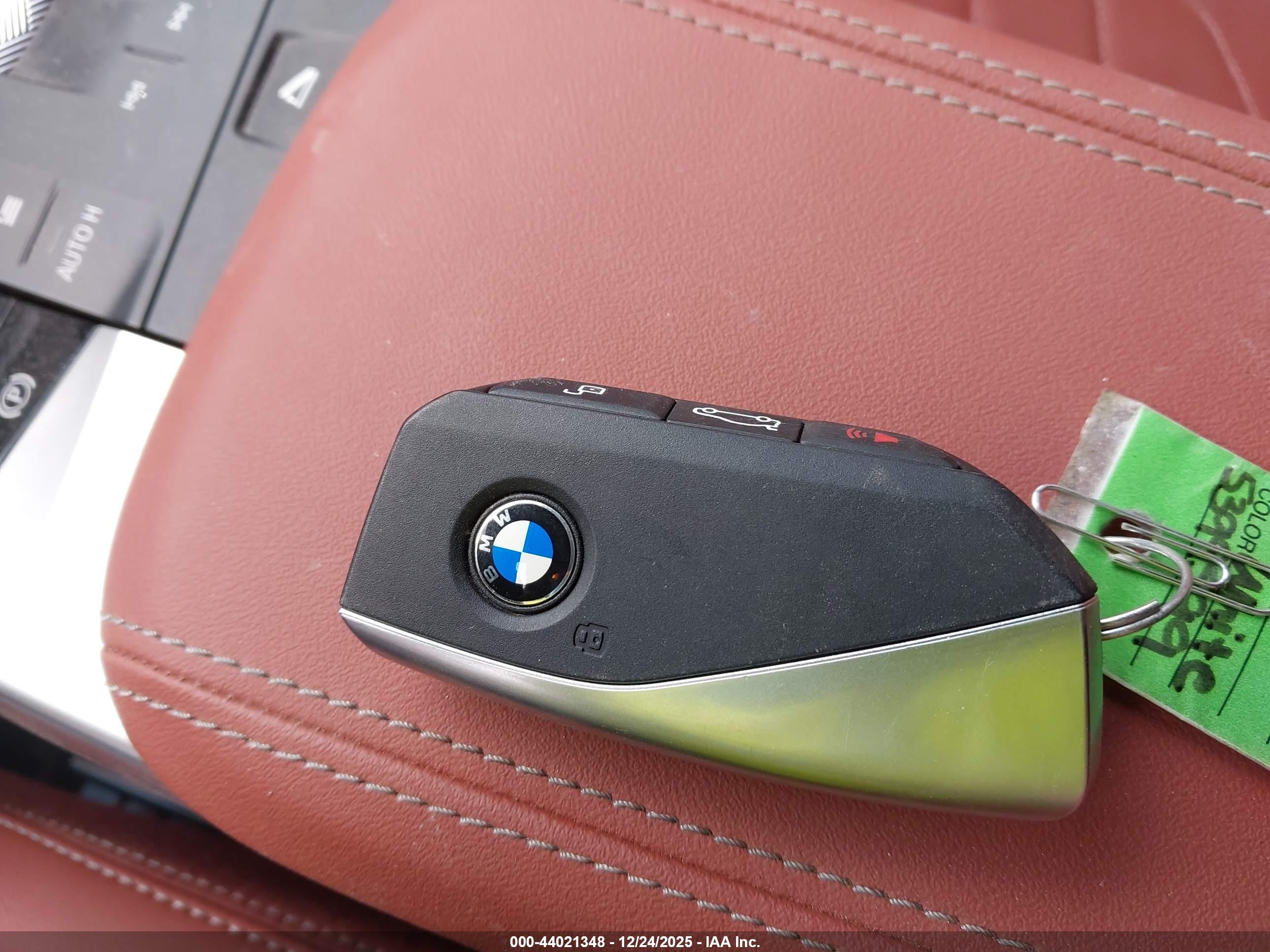 BMW X1 image 11