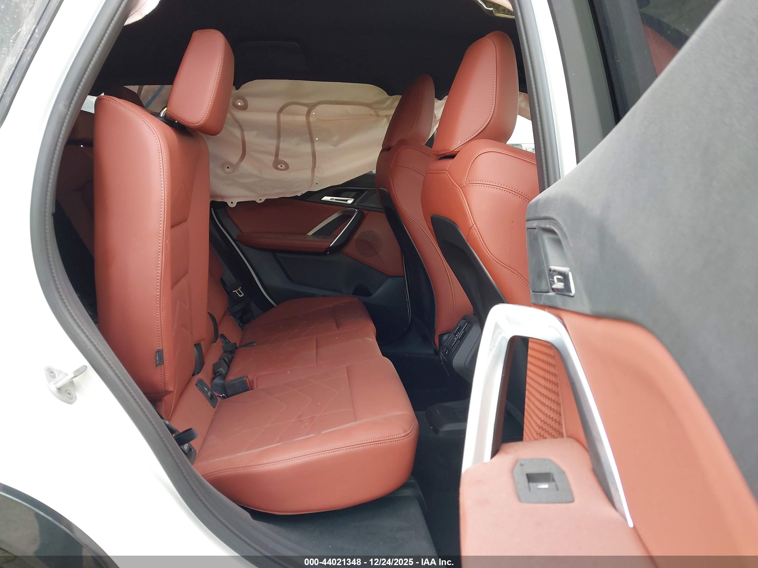 BMW X1 image 8