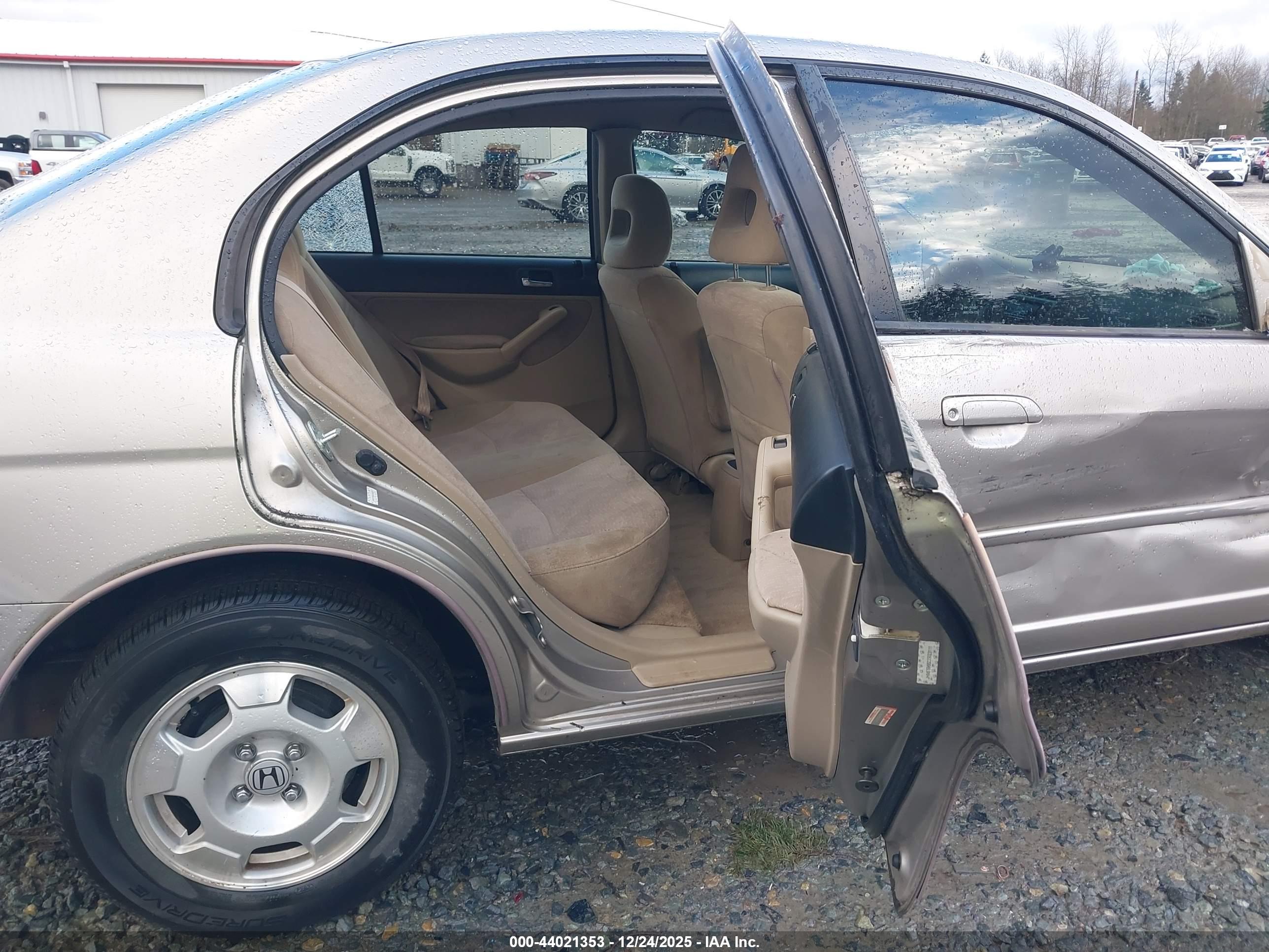 HONDA CIVIC image 8