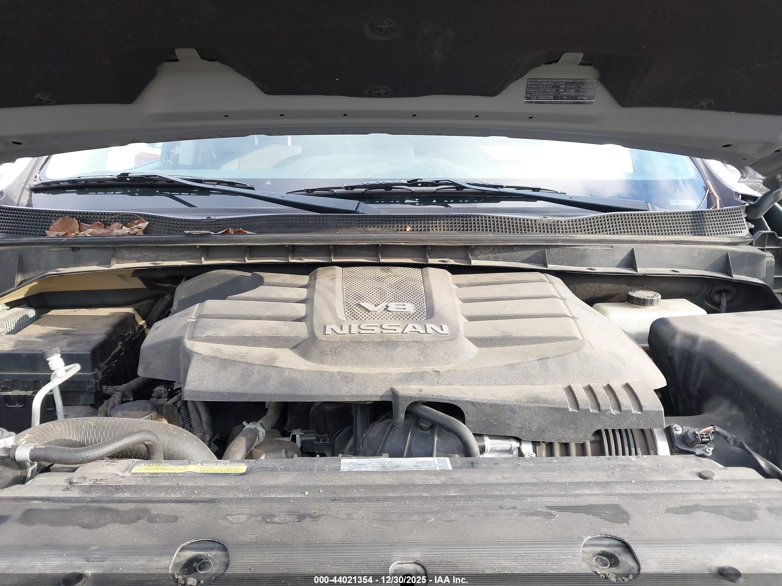 NISSAN TITAN image 10