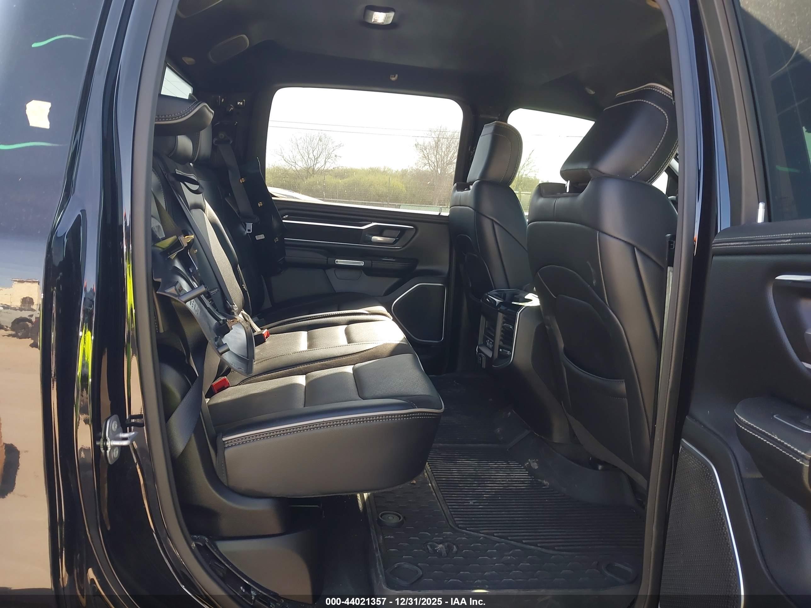 RAM 1500 image 8