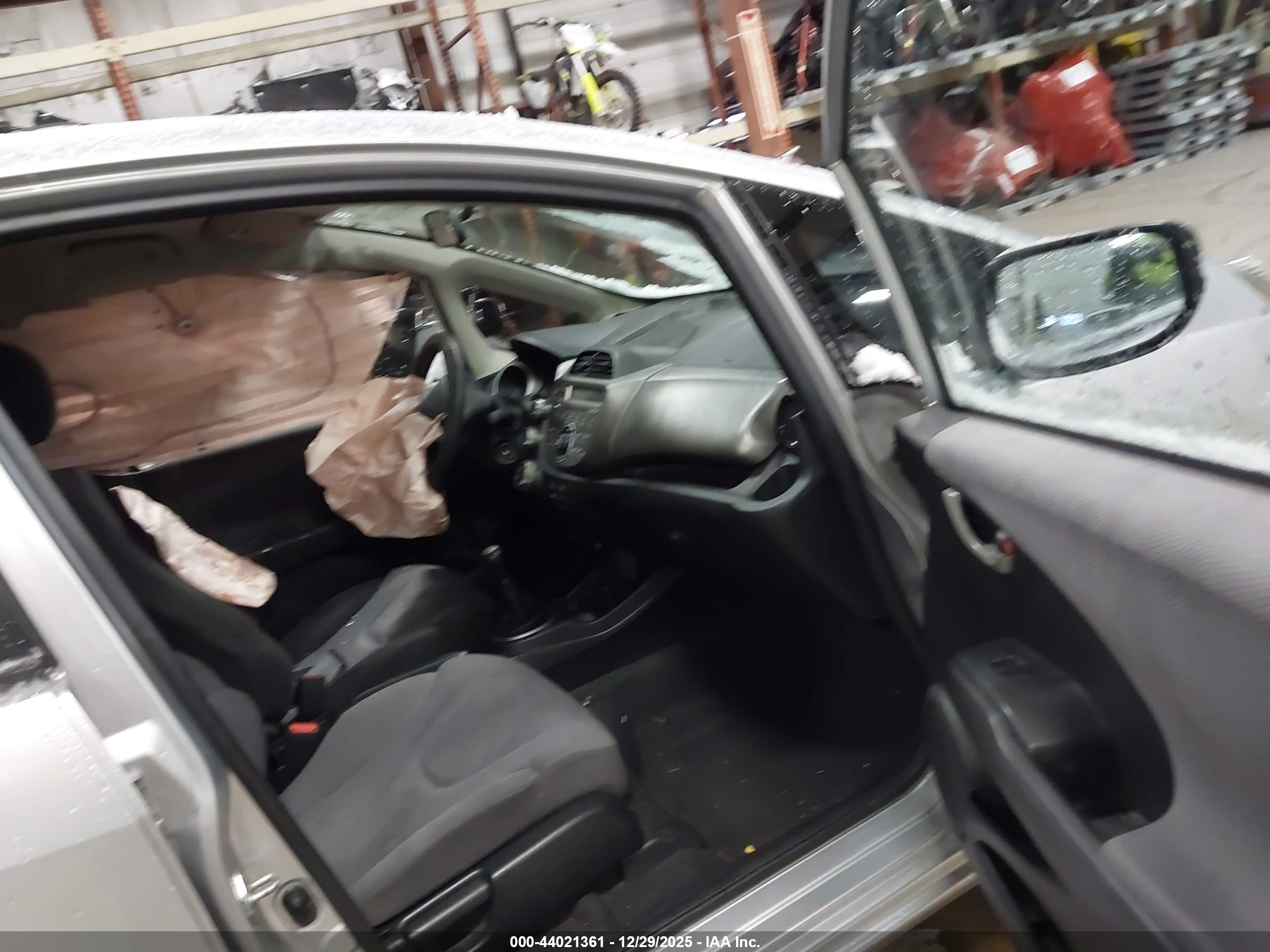HONDA FIT image 5
