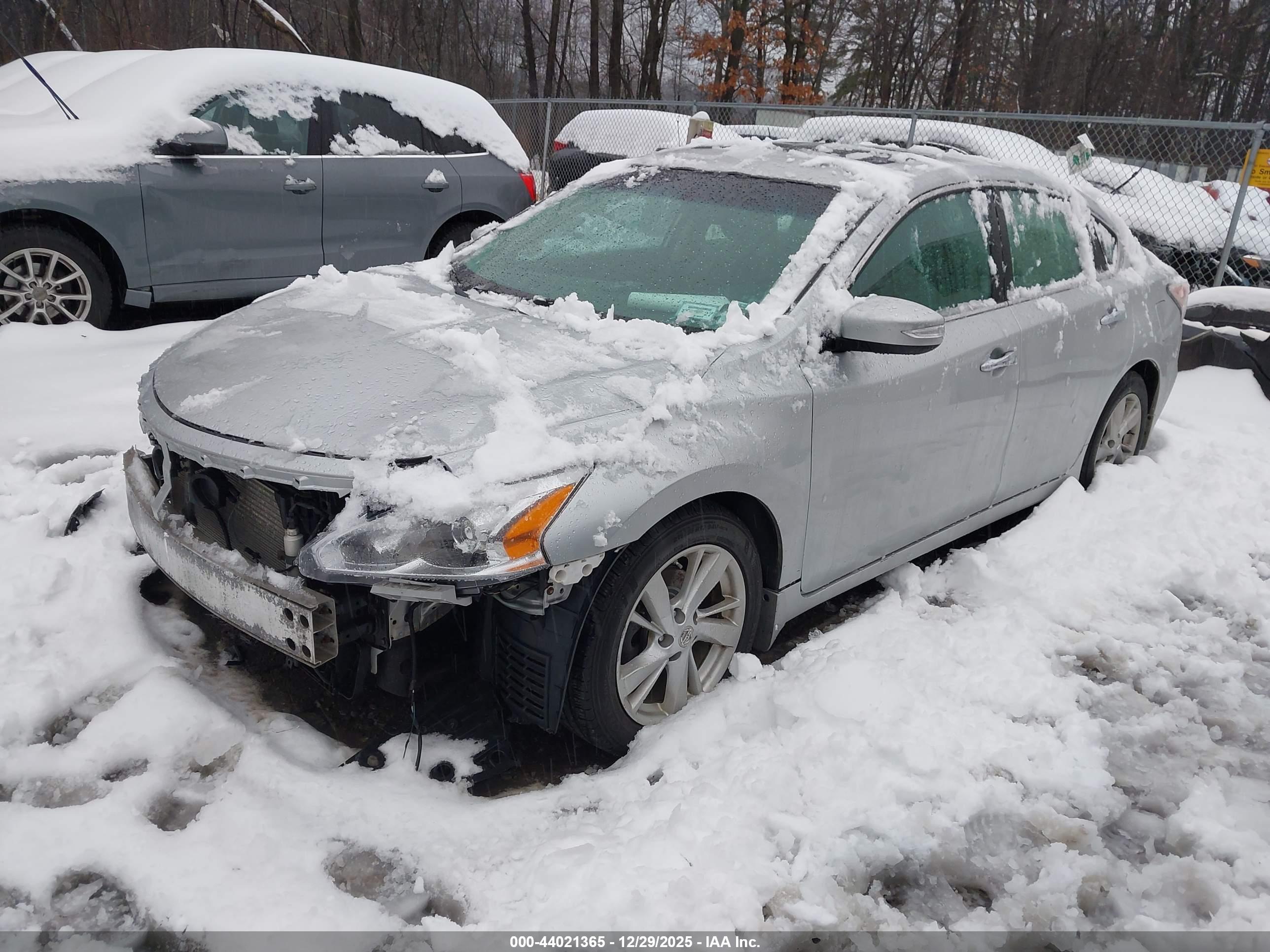 NISSAN ALTIMA image 2