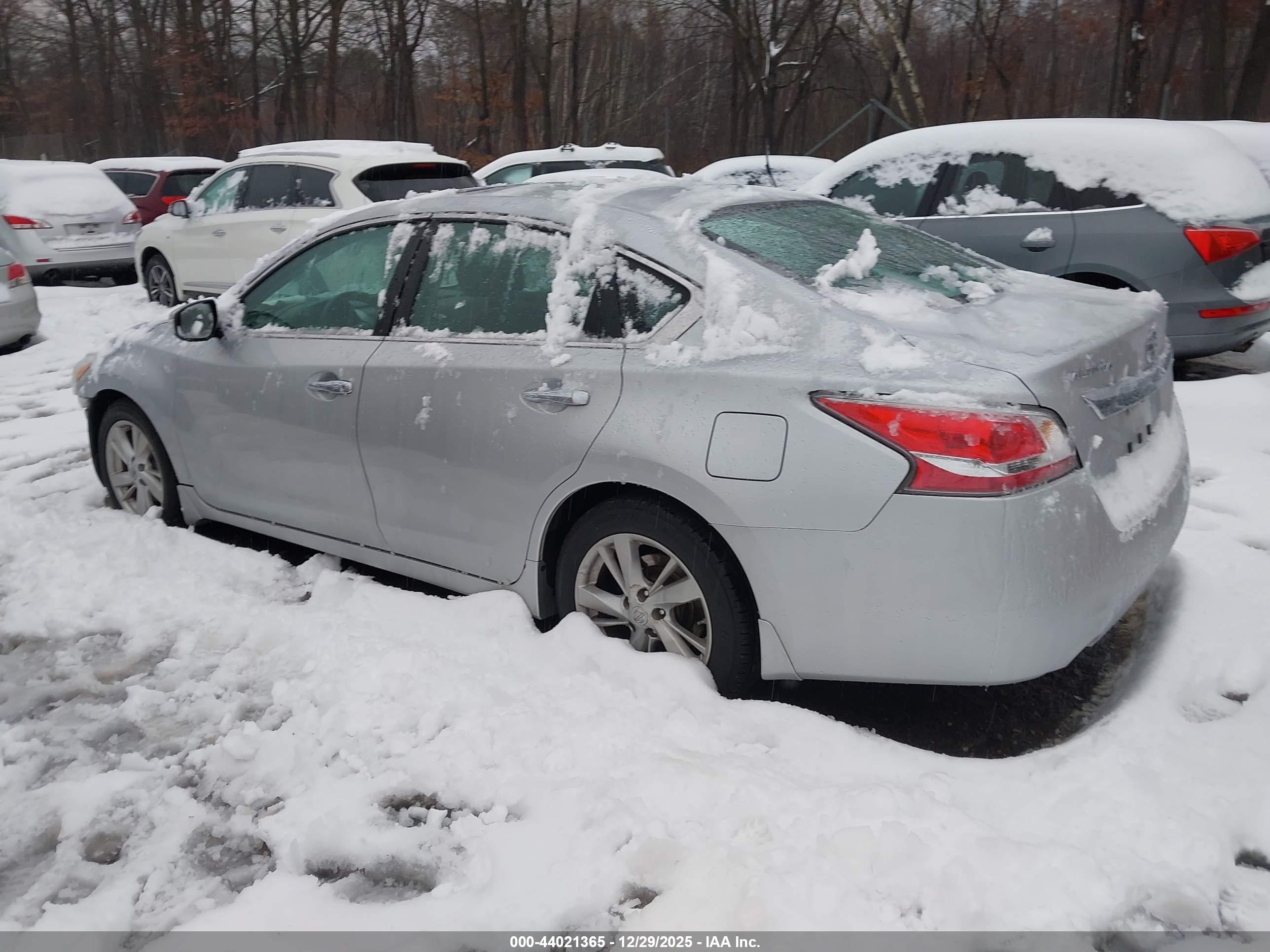 NISSAN ALTIMA image 3
