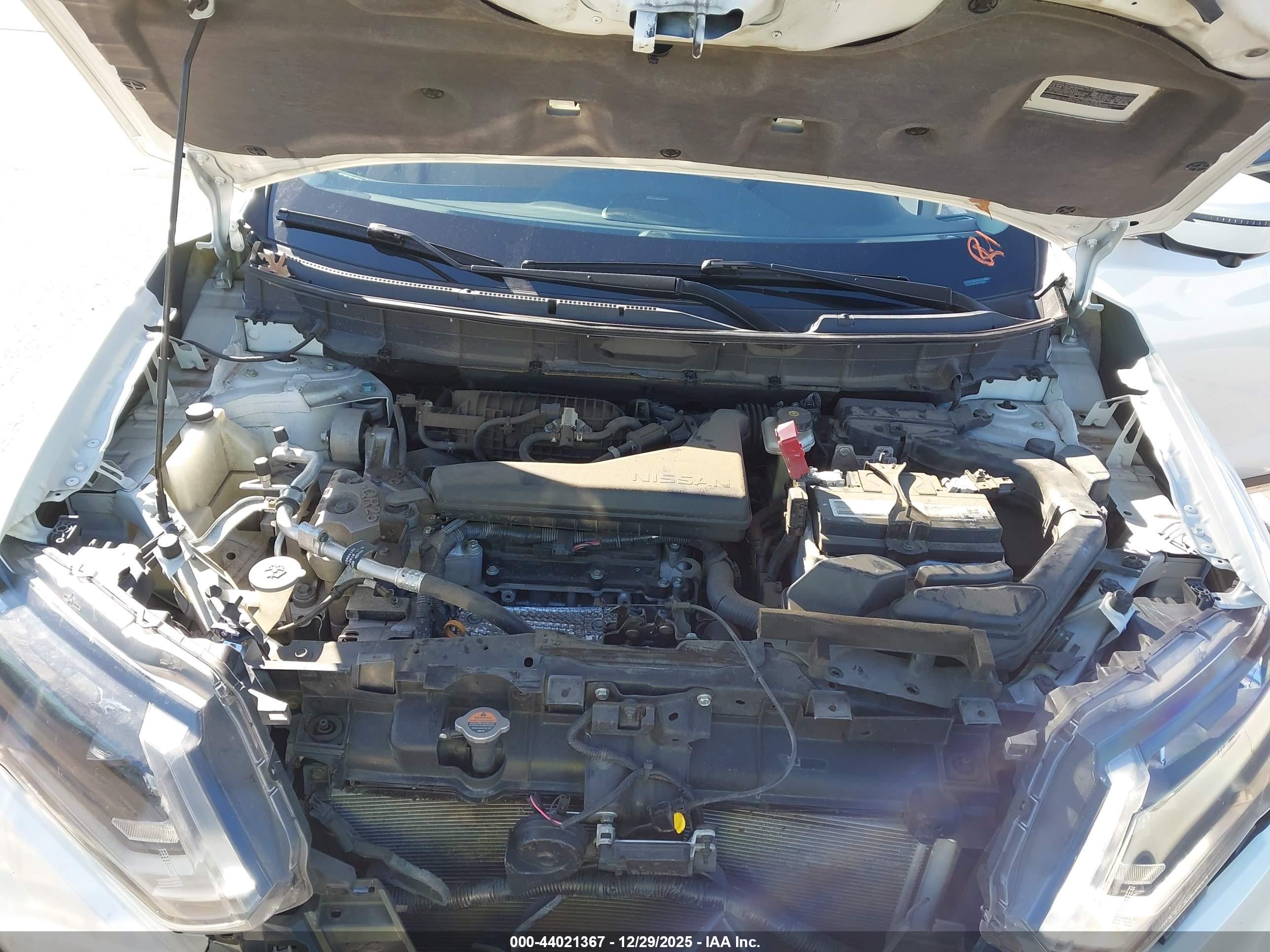 NISSAN ROGUE image 10