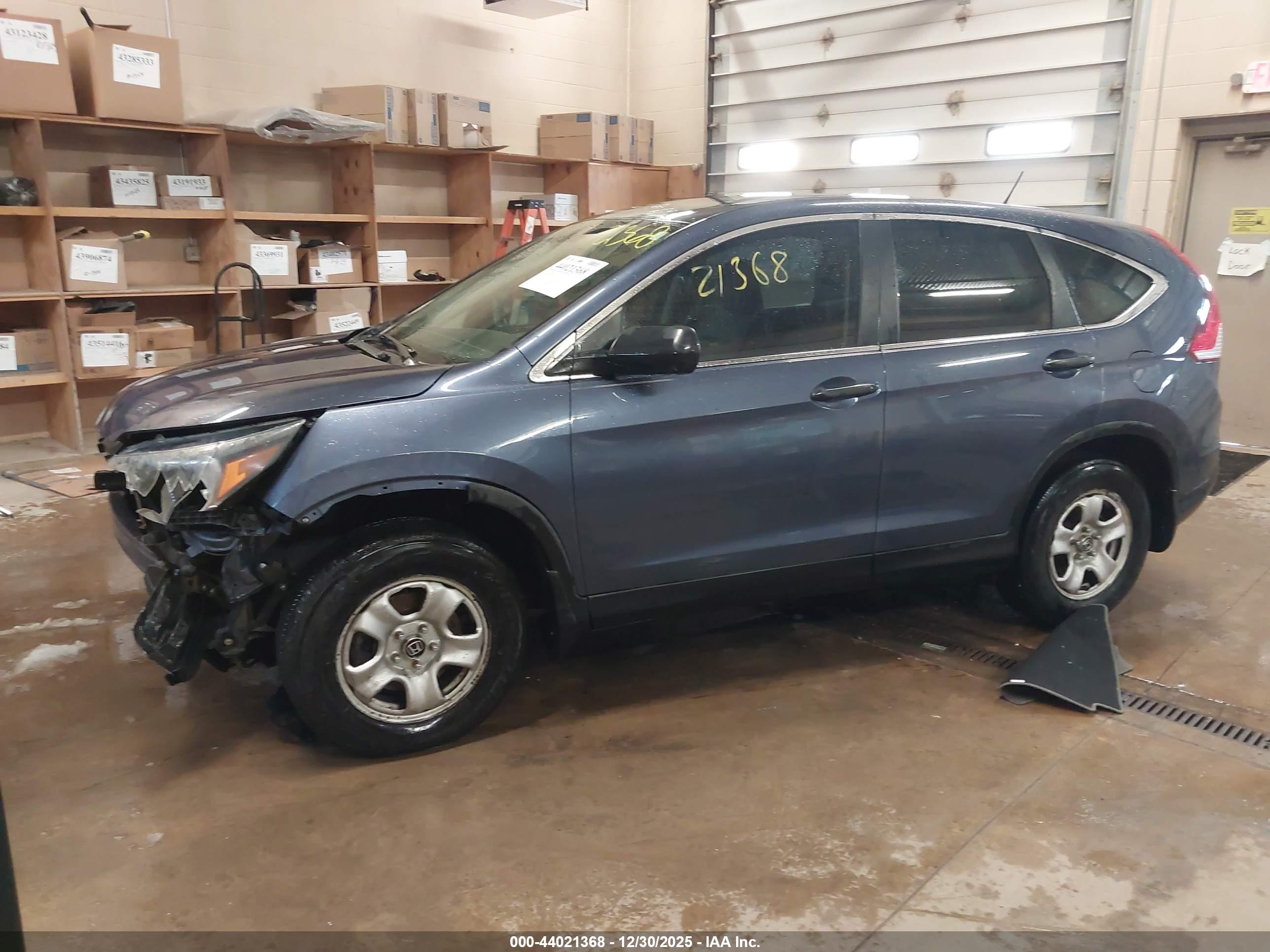 HONDA CR-V image 2