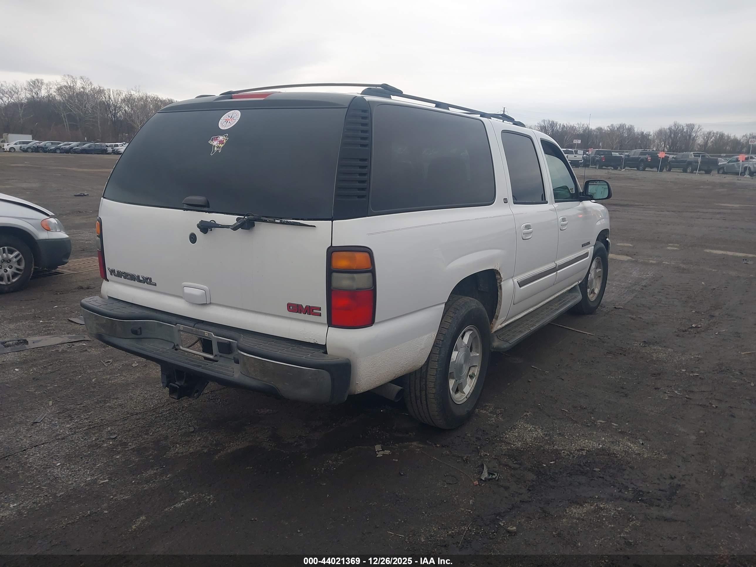 GMC YUKON image 4