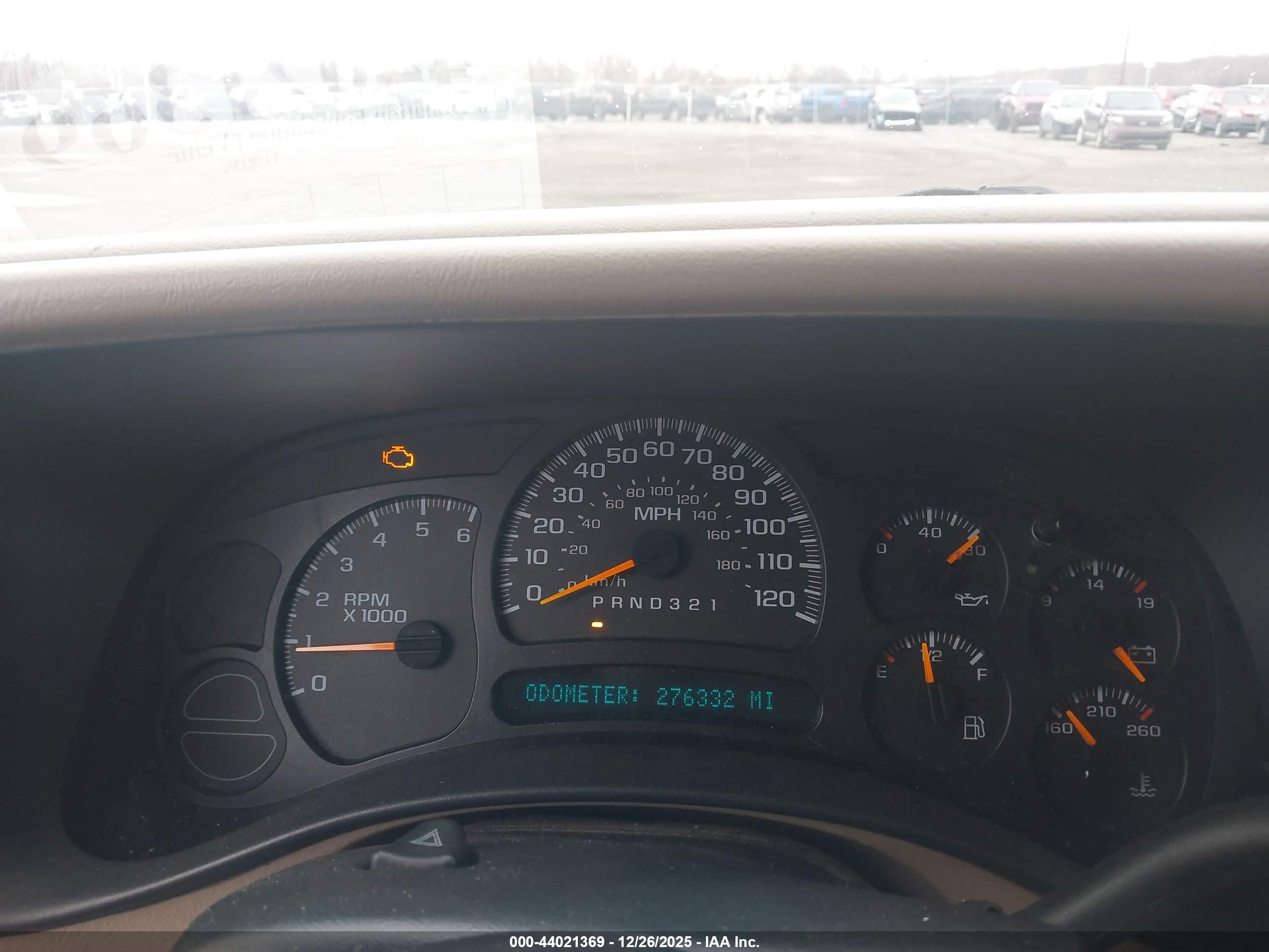 GMC YUKON image 7
