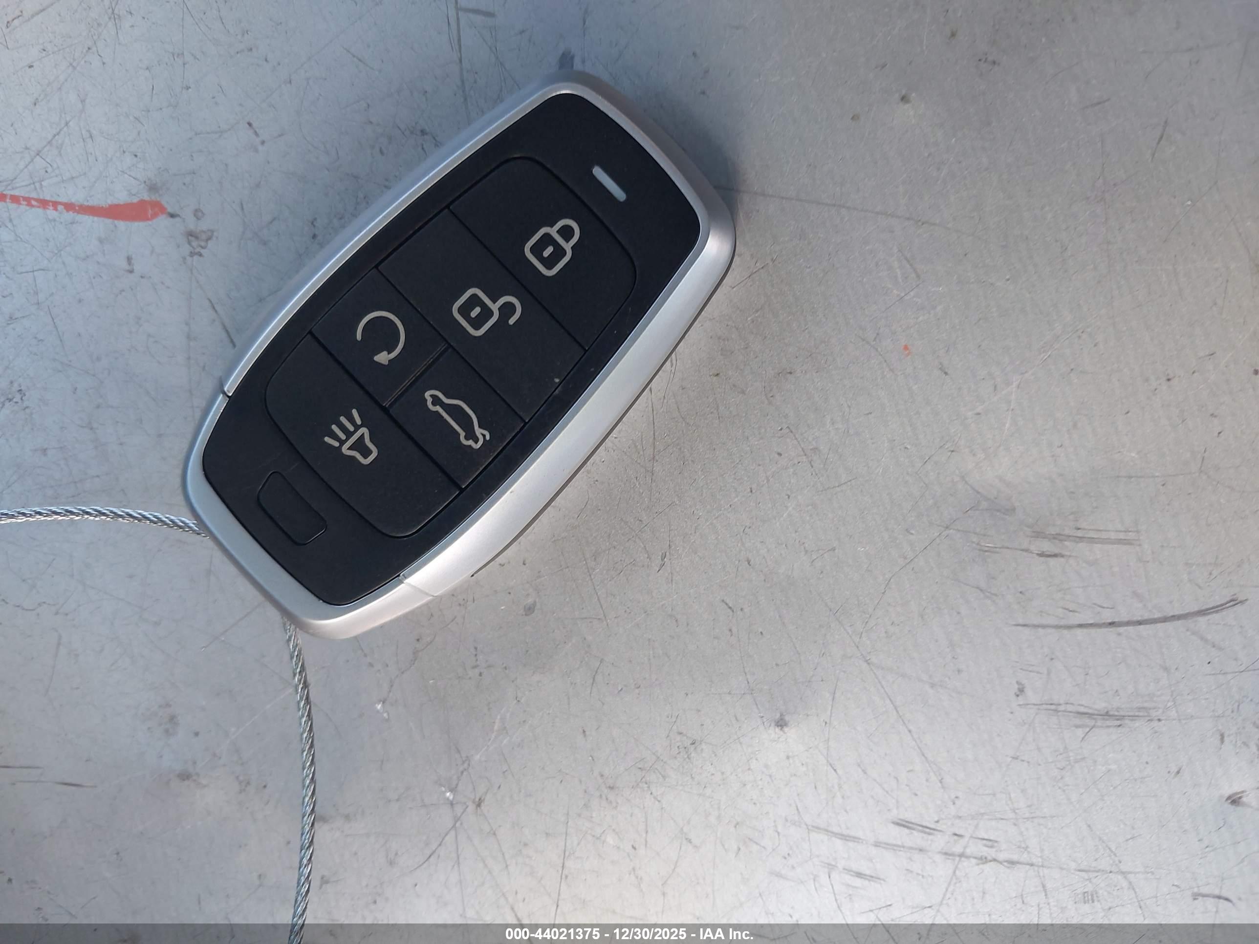 CHEVROLET MALIBU image 11