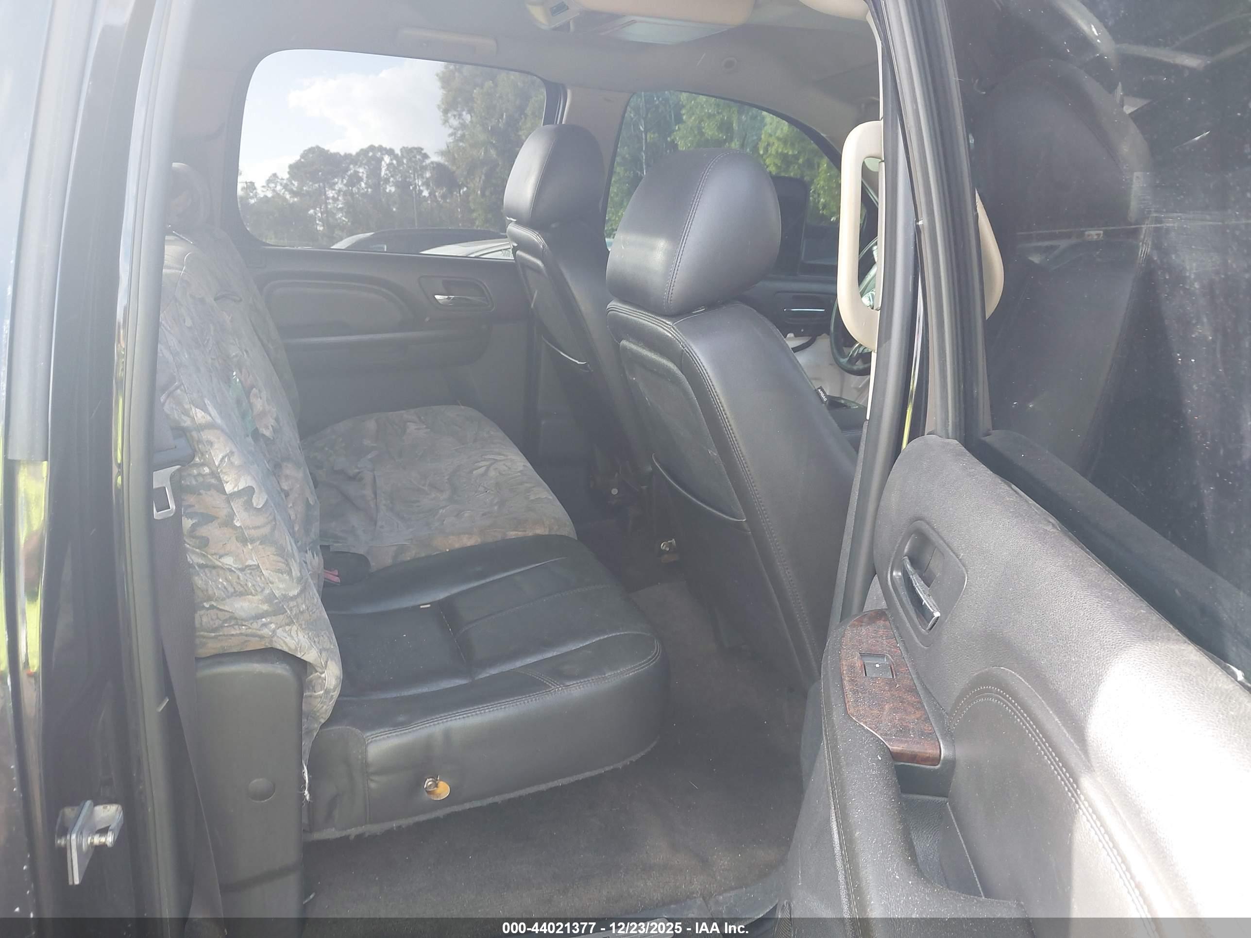 GMC SIERRA image 8