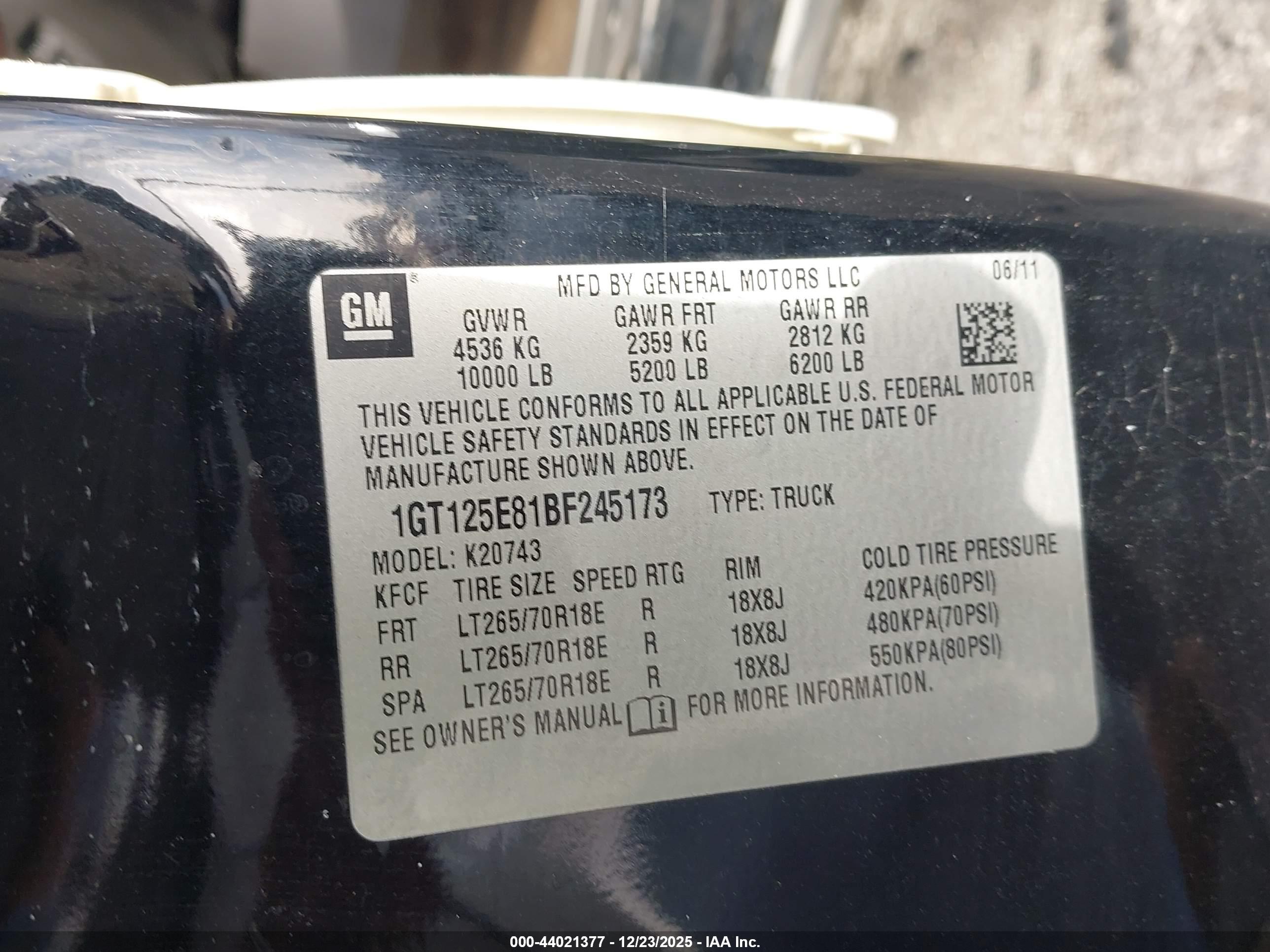 GMC SIERRA image 9