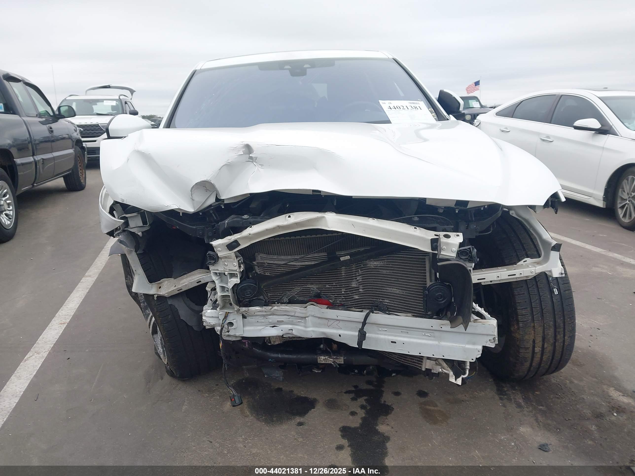 JAGUAR F-PACE image 6