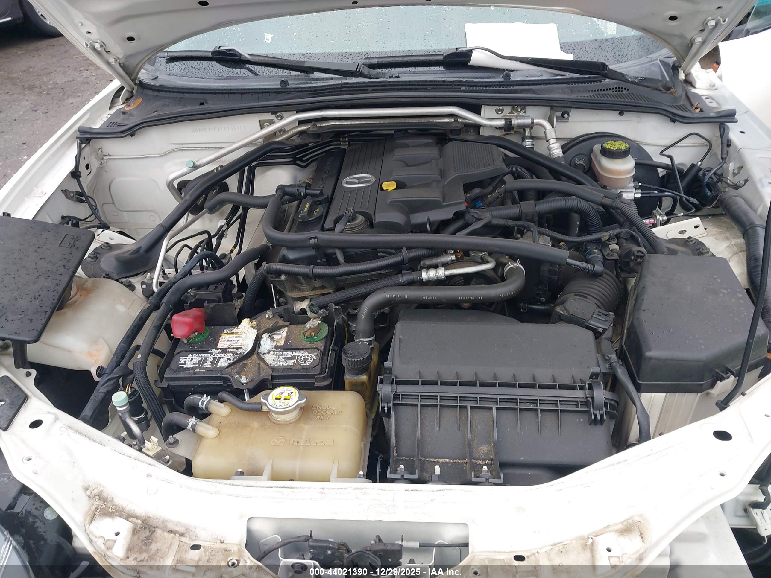 MAZDA MX-5 image 10