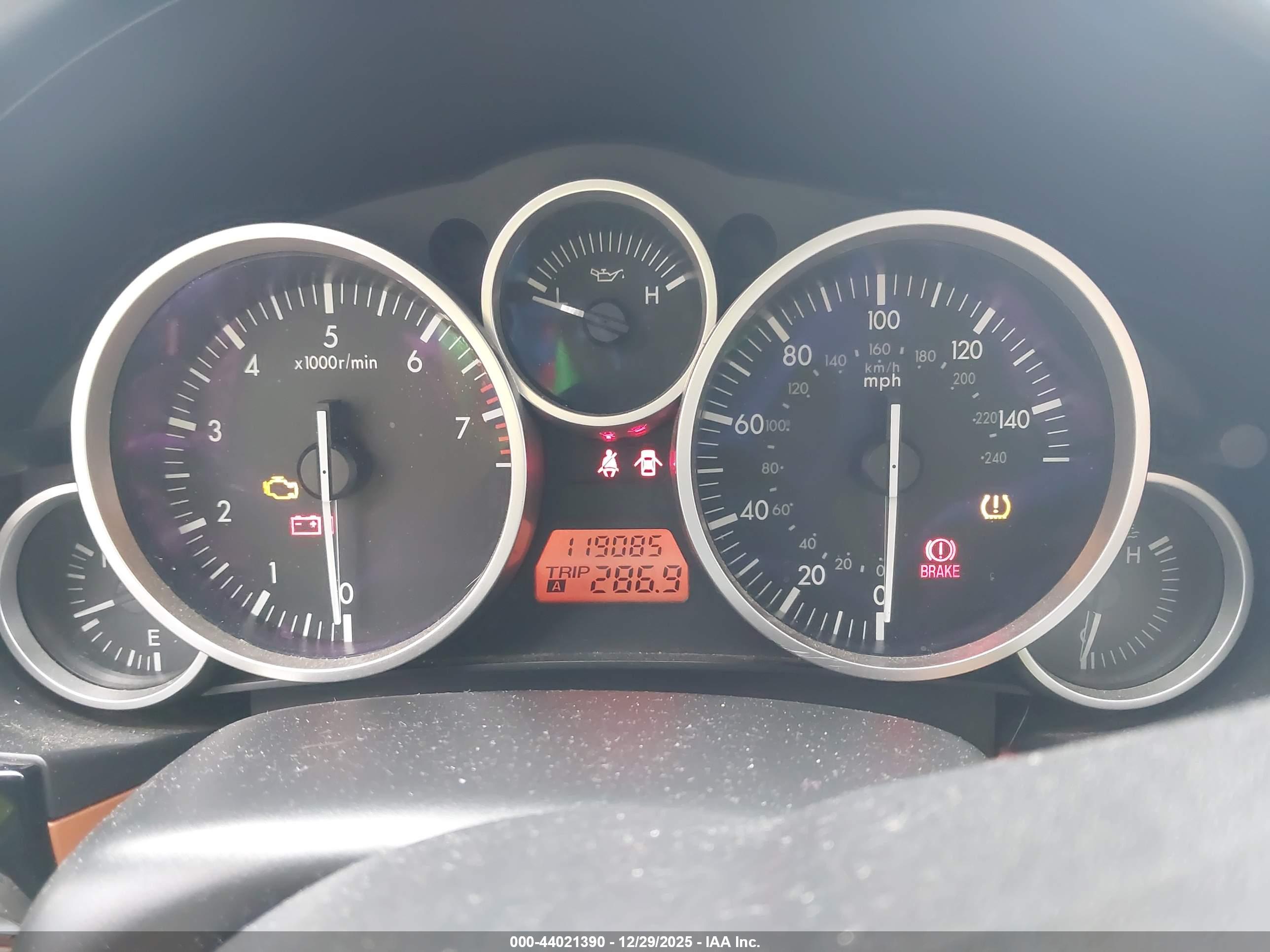 MAZDA MX-5 image 7