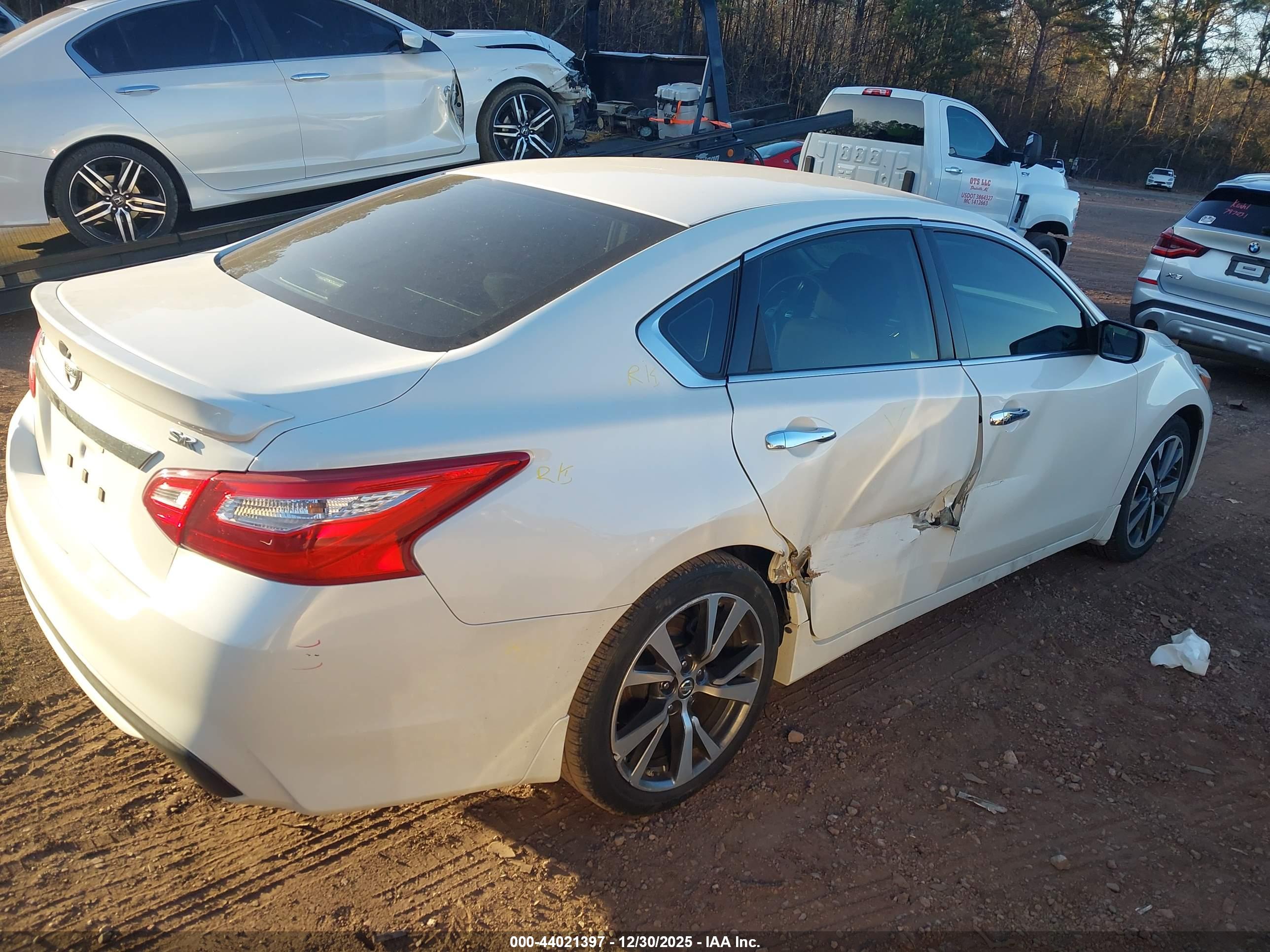 NISSAN ALTIMA image 6