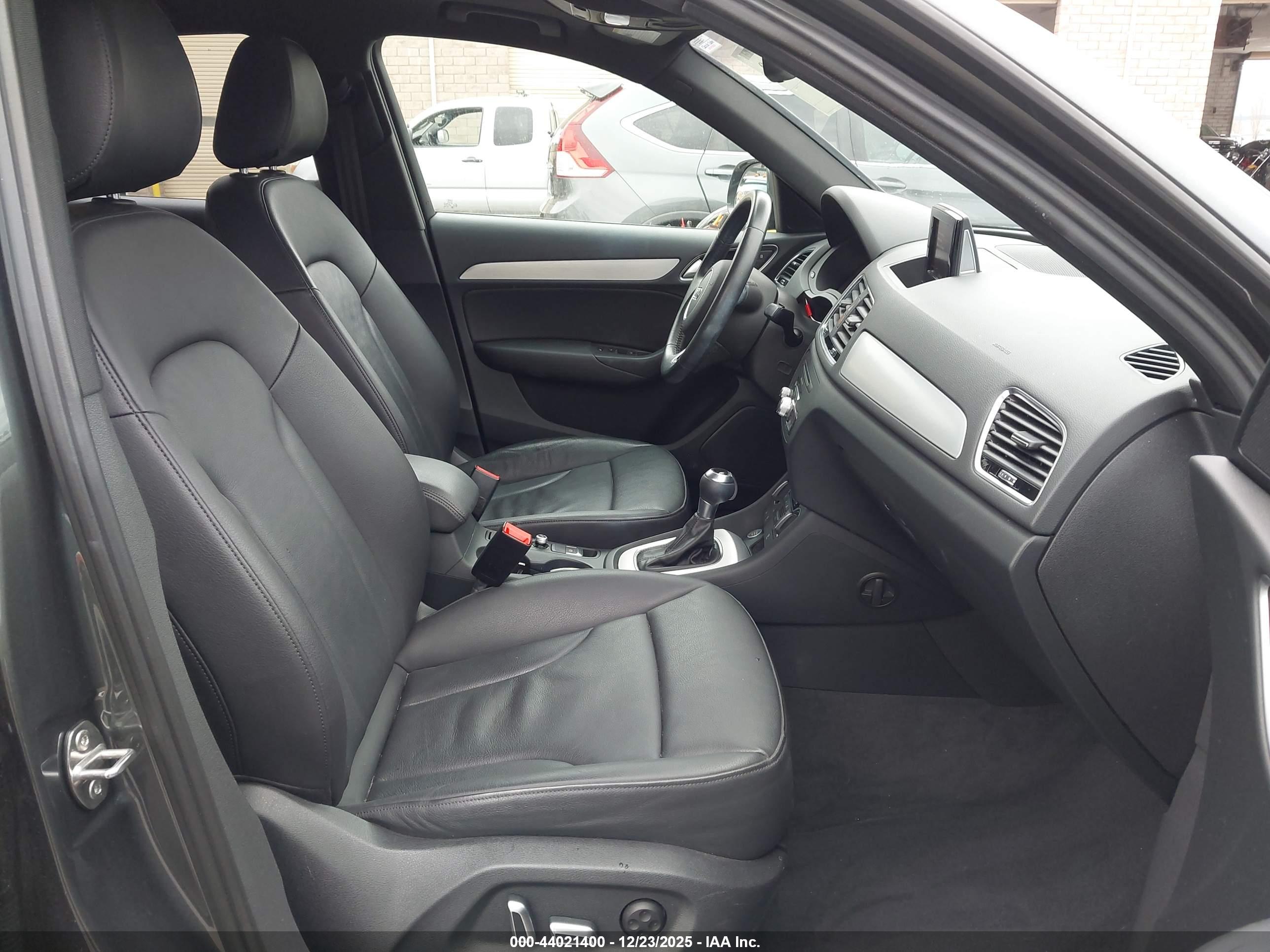 AUDI Q3 image 5