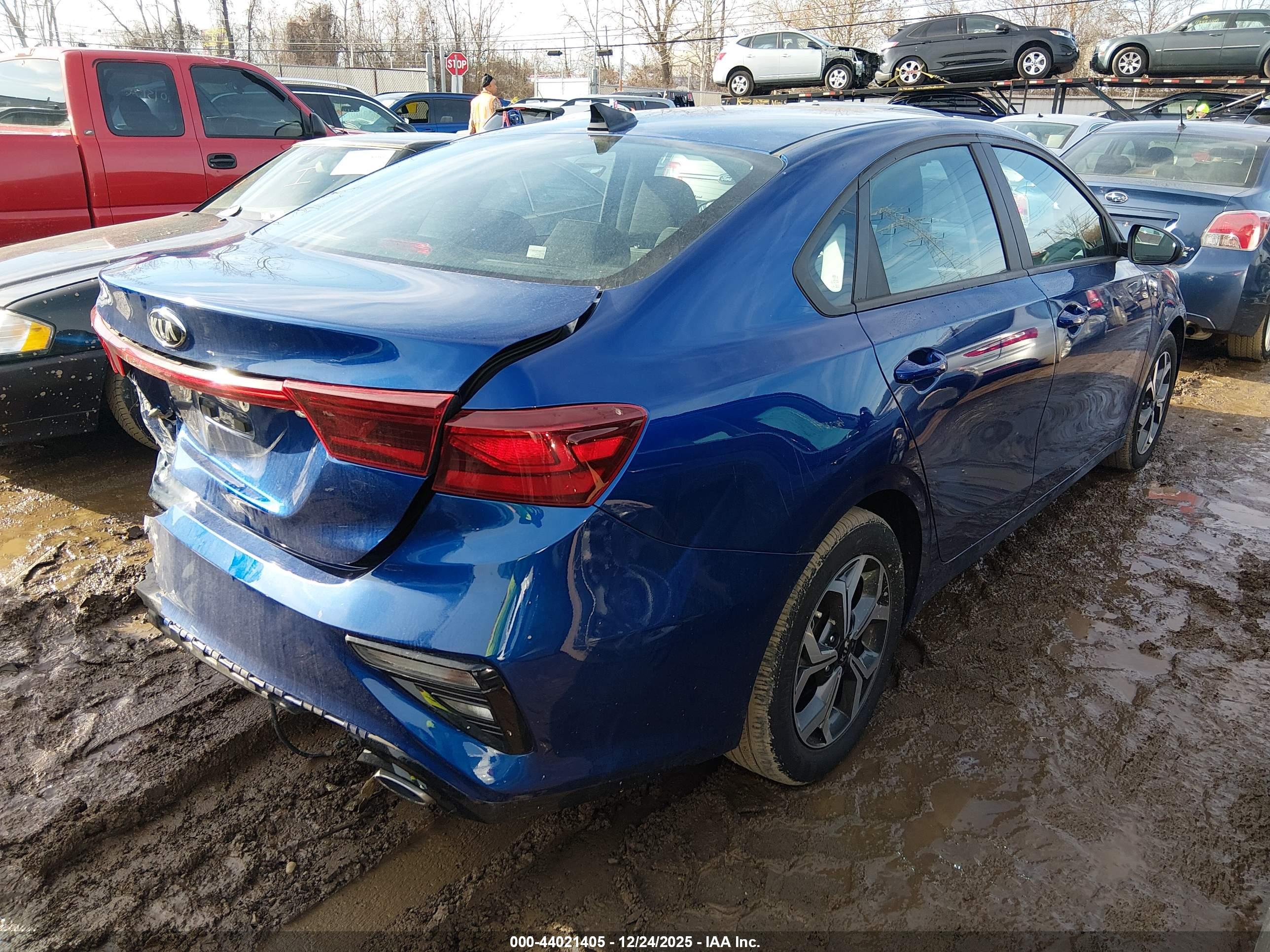 KIA FORTE image 4