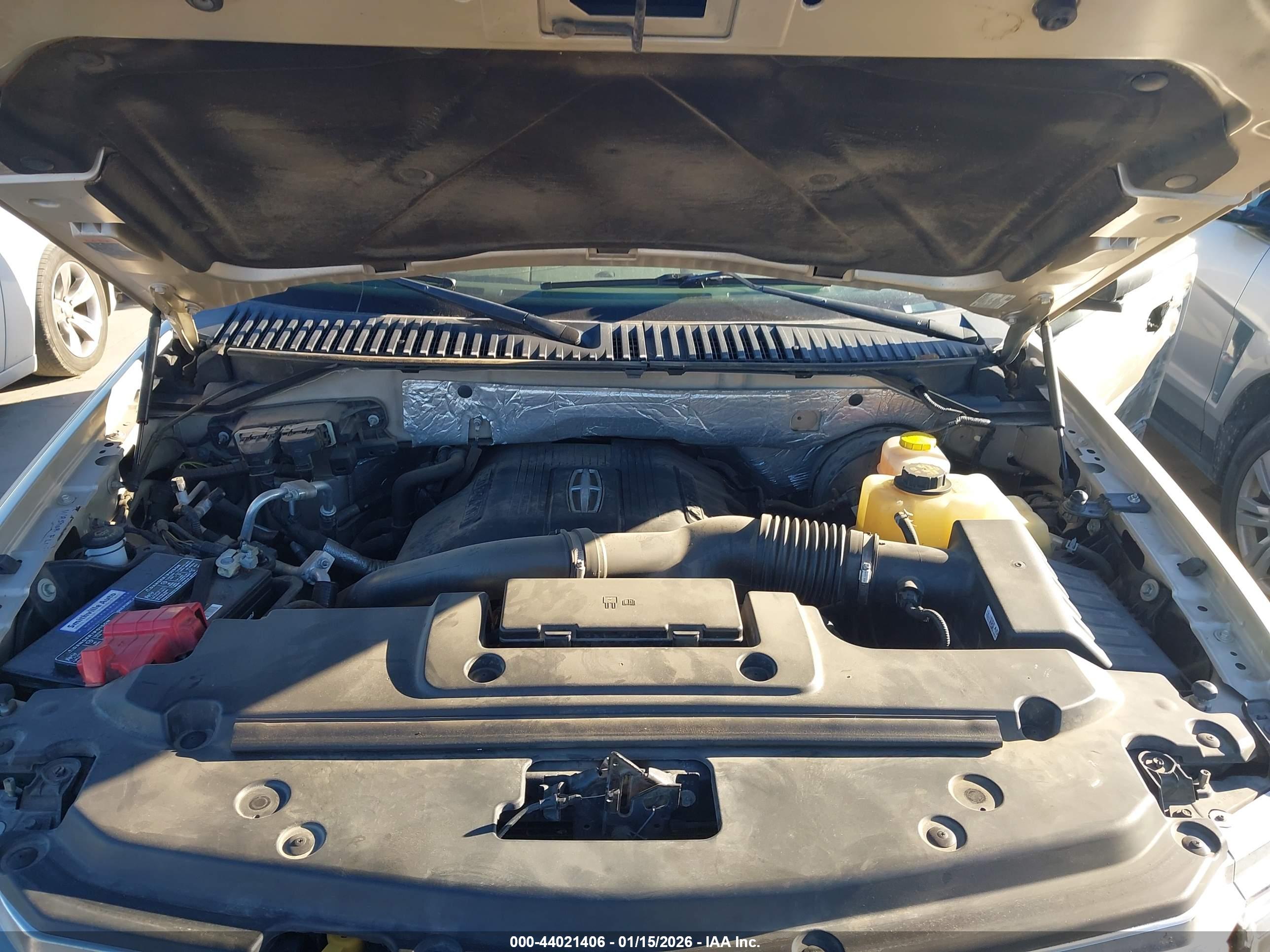 LINCOLN NAVIGATOR image 10
