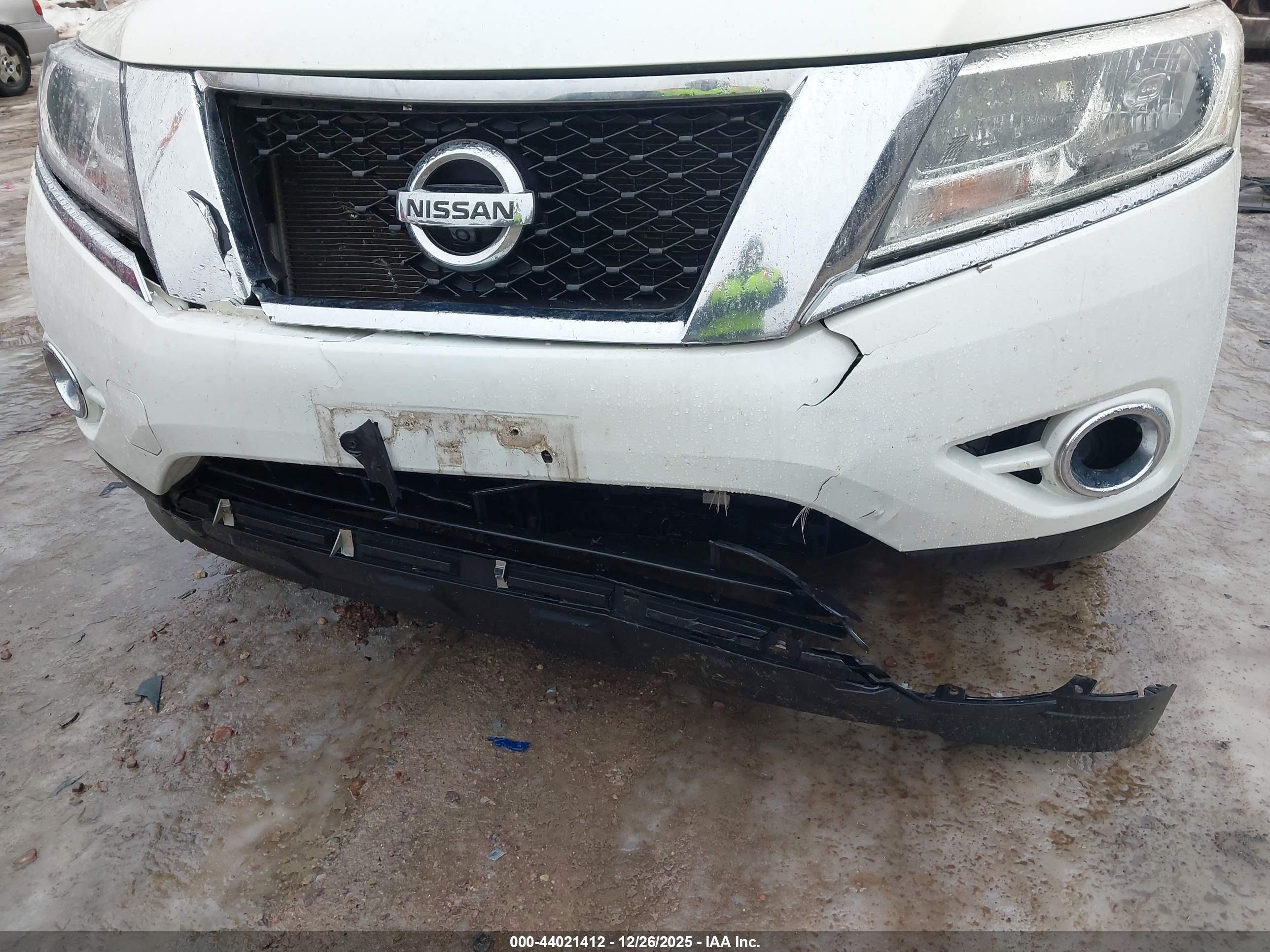 NISSAN PATHFINDER image 6