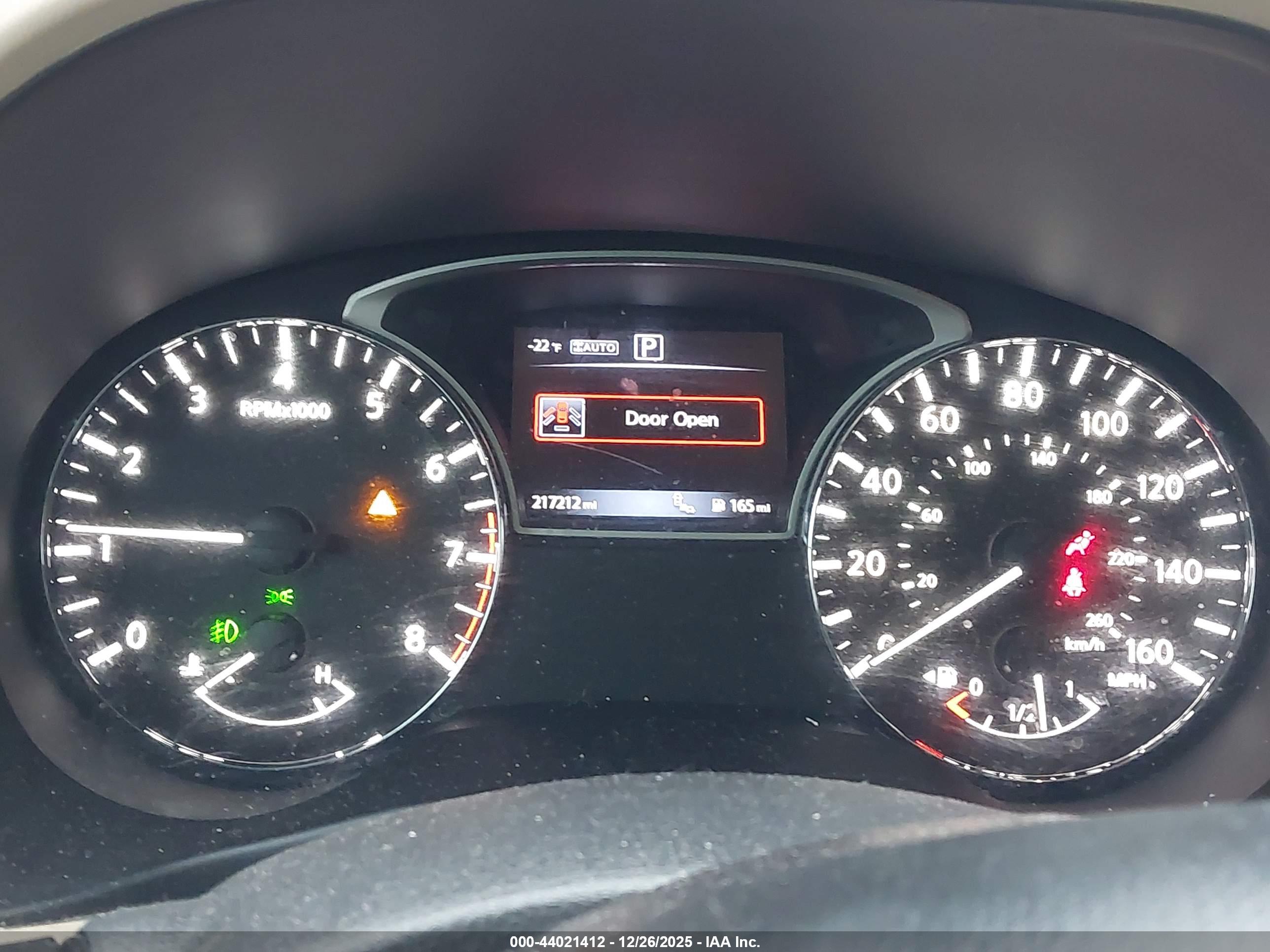 NISSAN PATHFINDER image 7