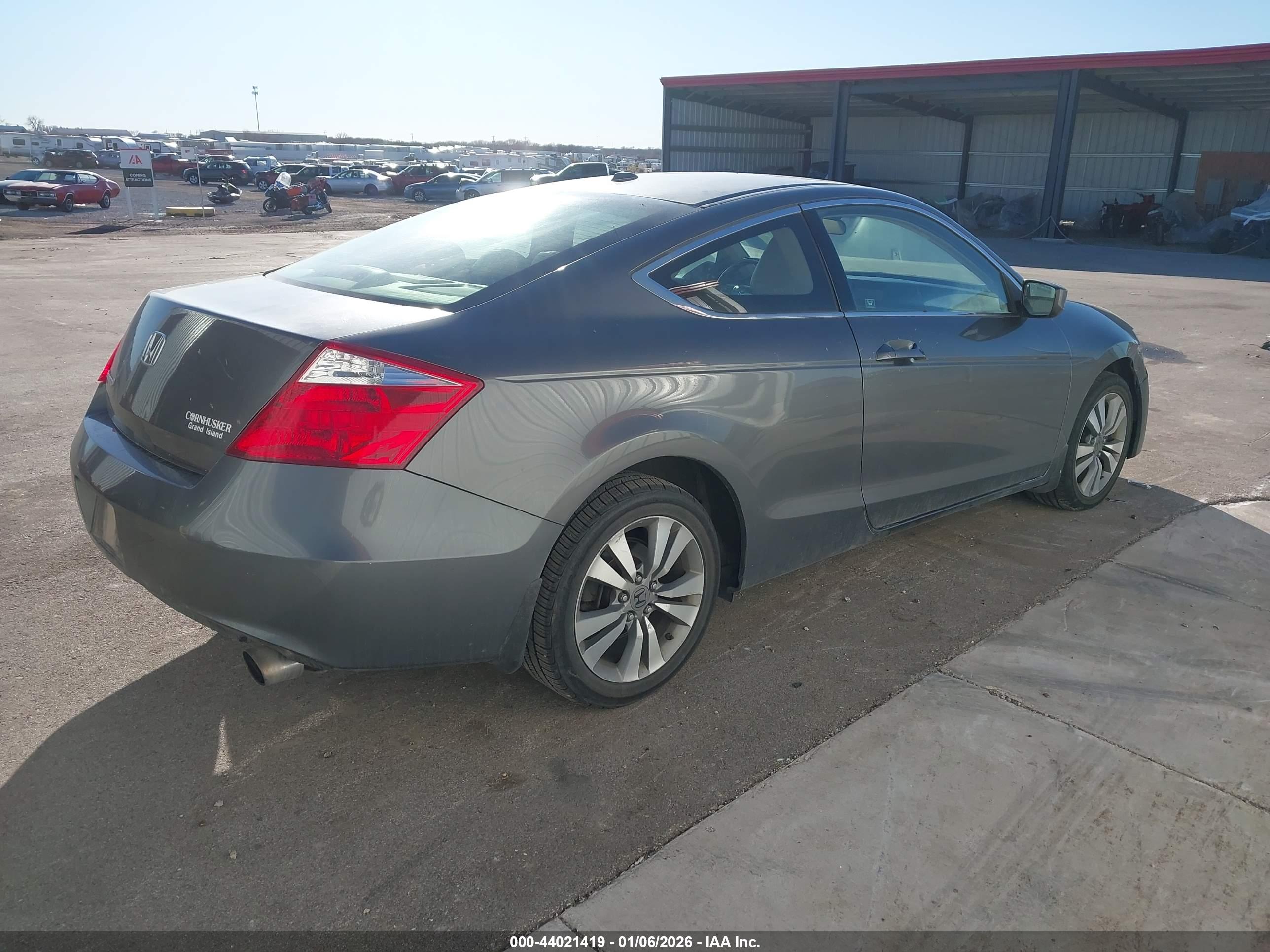 HONDA ACCORD image 4