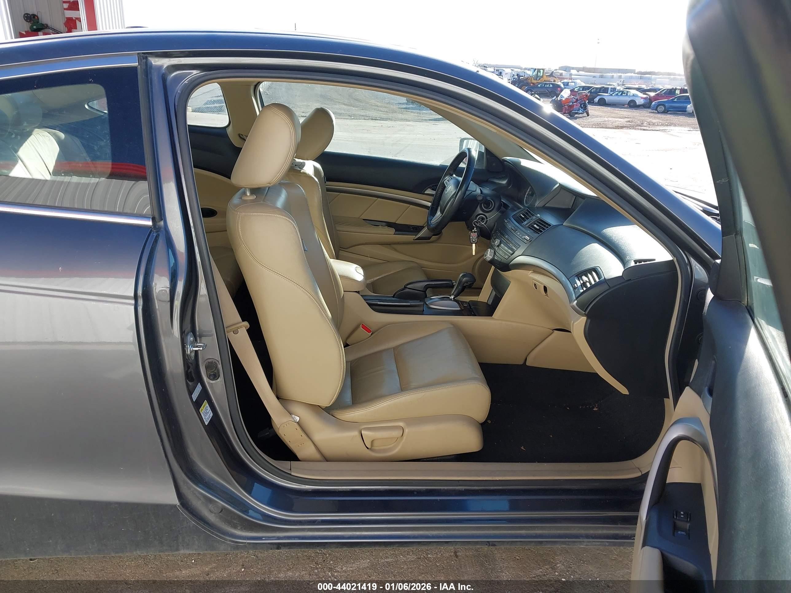 HONDA ACCORD image 5