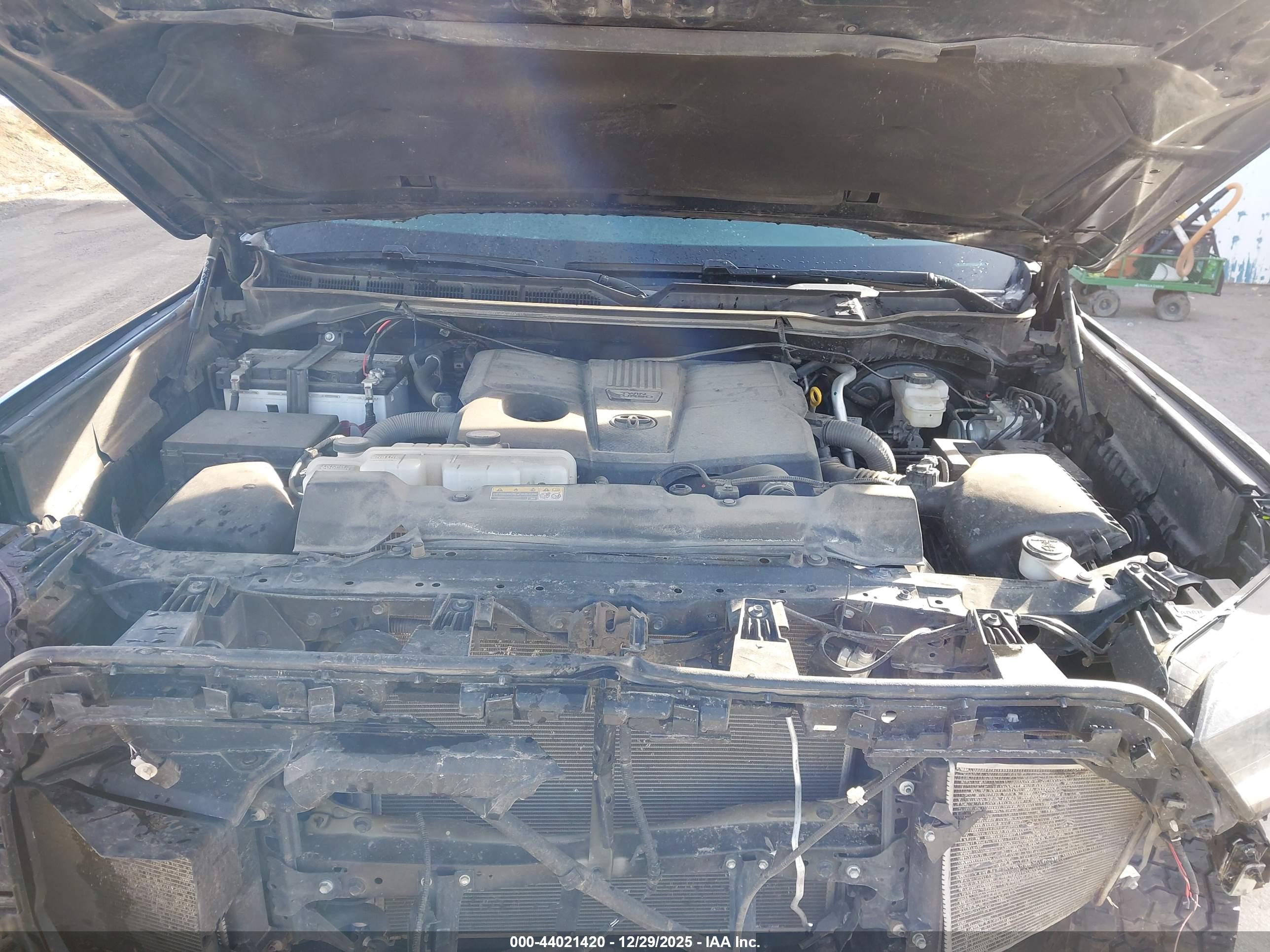 TOYOTA TUNDRA image 10