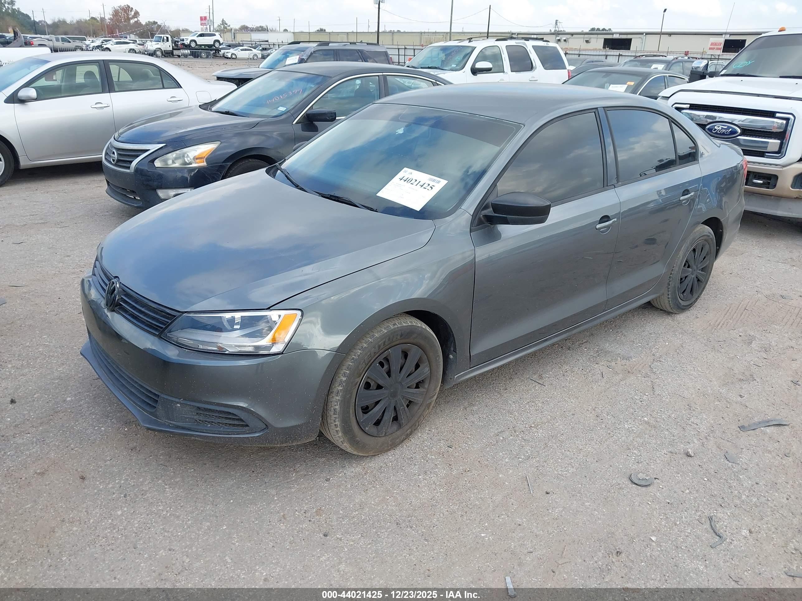 VOLKSWAGEN JETTA image 2