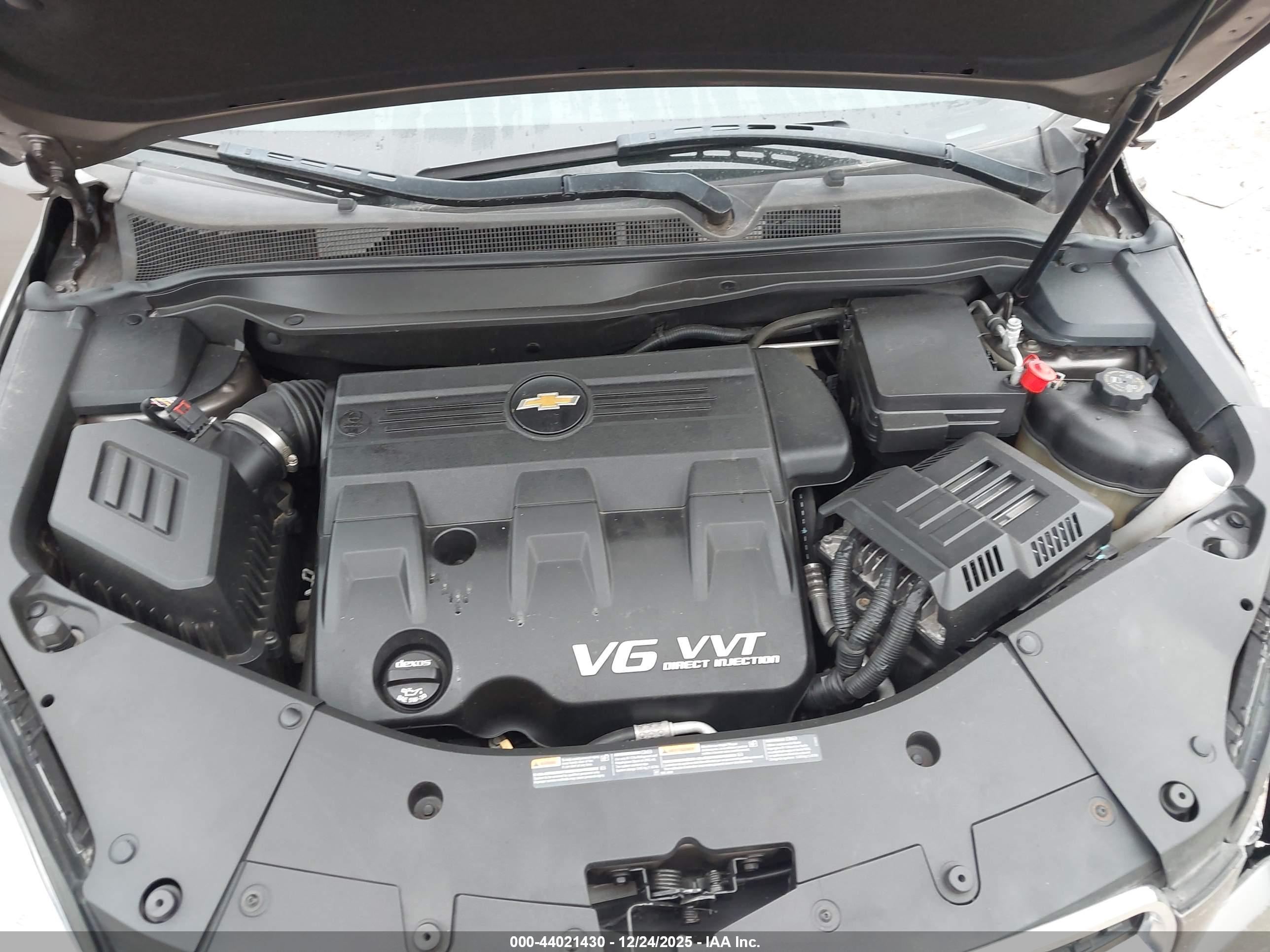CHEVROLET EQUINOX image 10