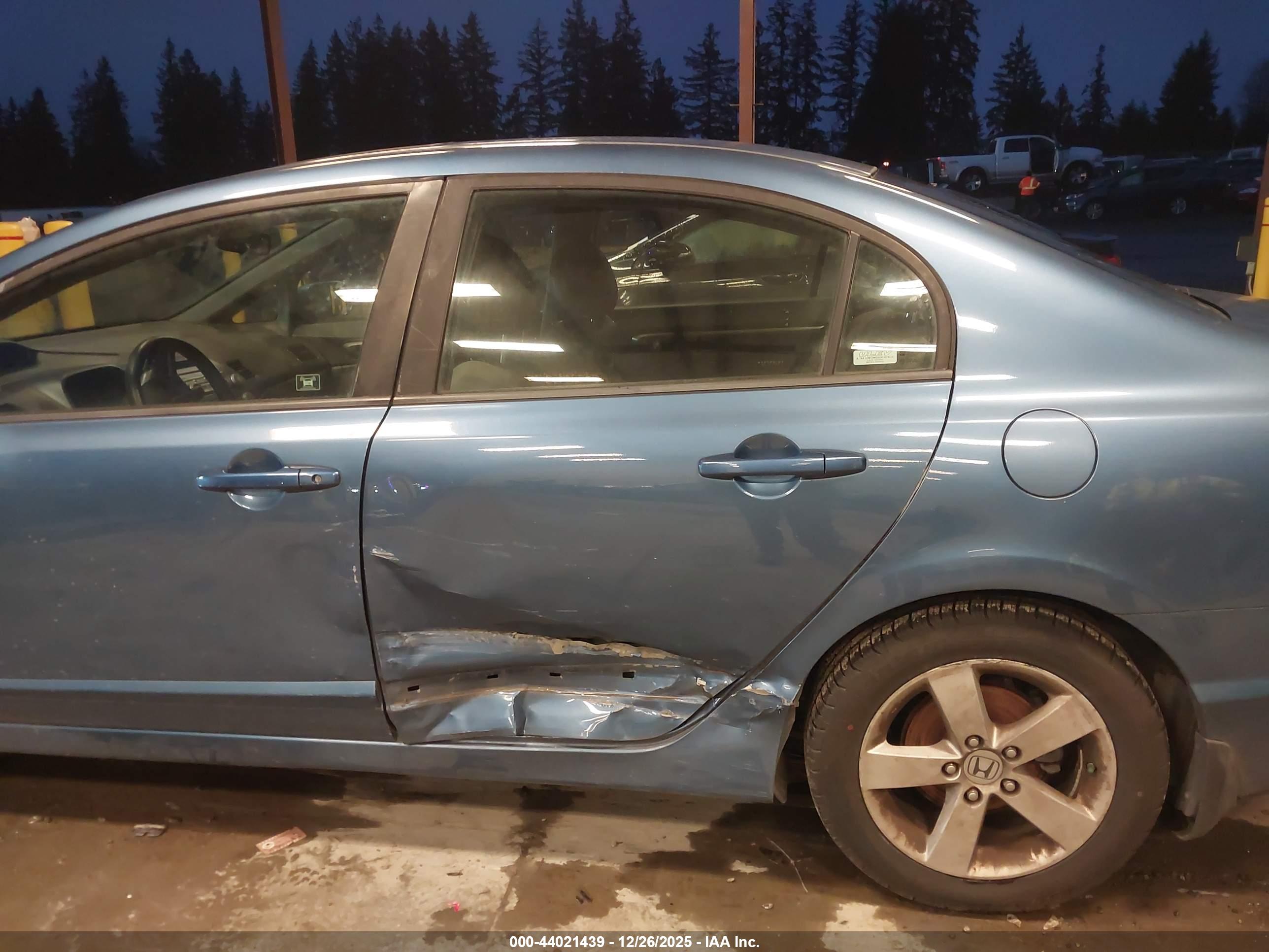 HONDA CIVIC image 6