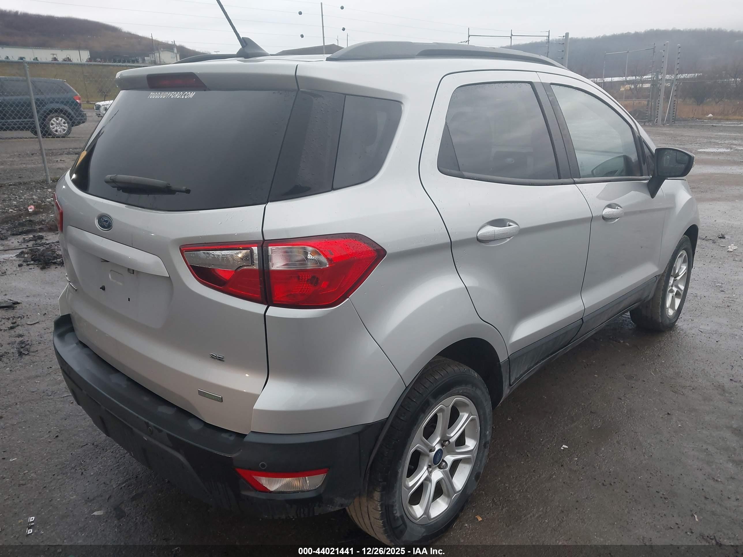 FORD ECOSPORT image 4