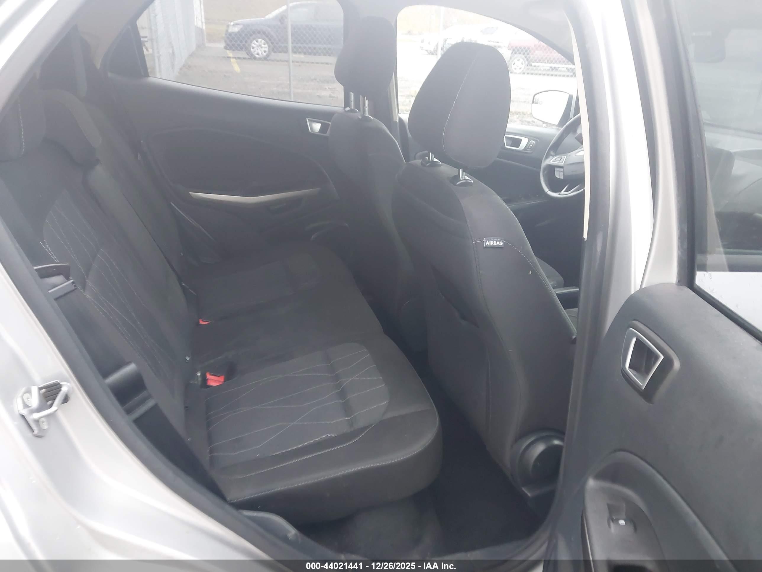 FORD ECOSPORT image 8
