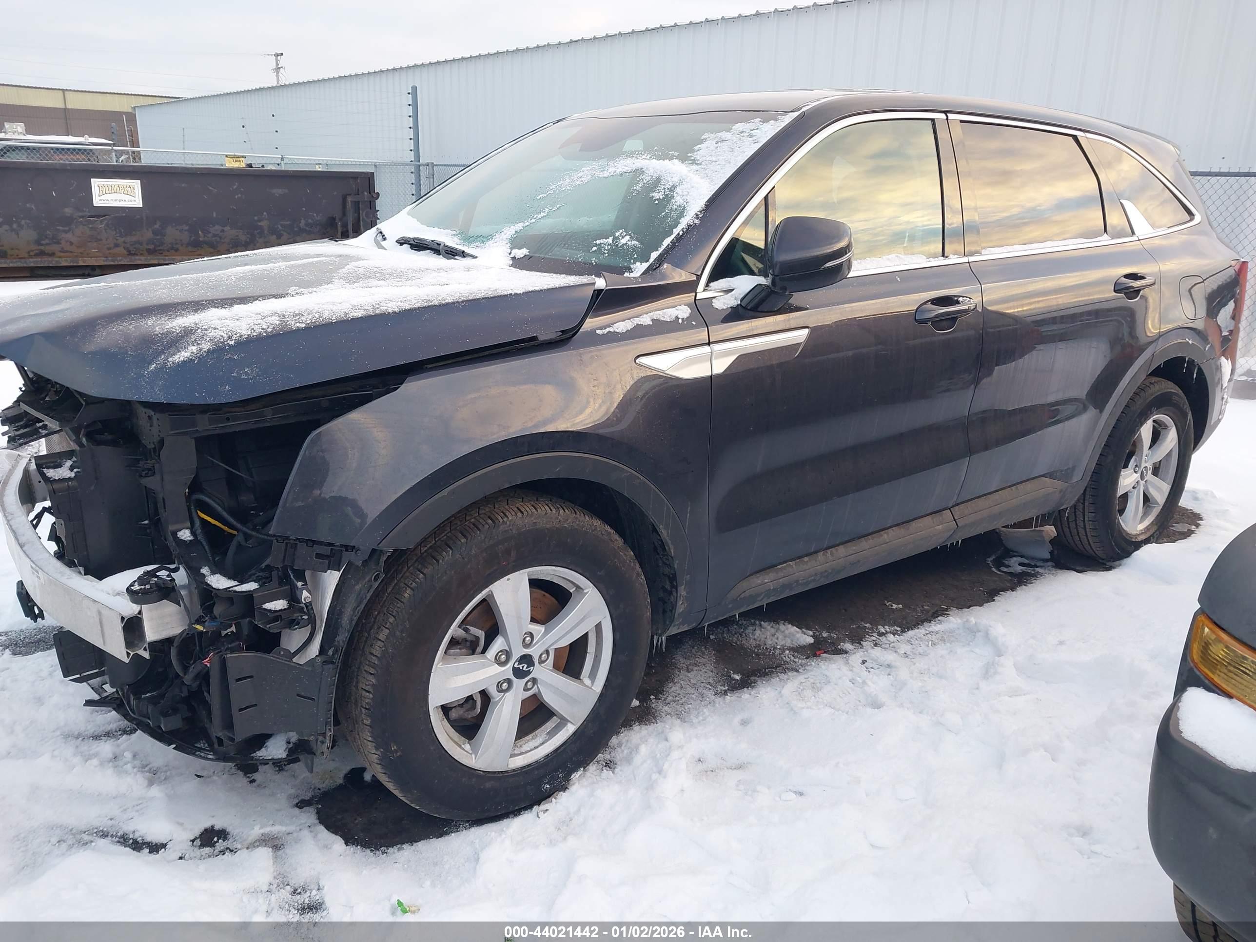 KIA SORENTO image 2