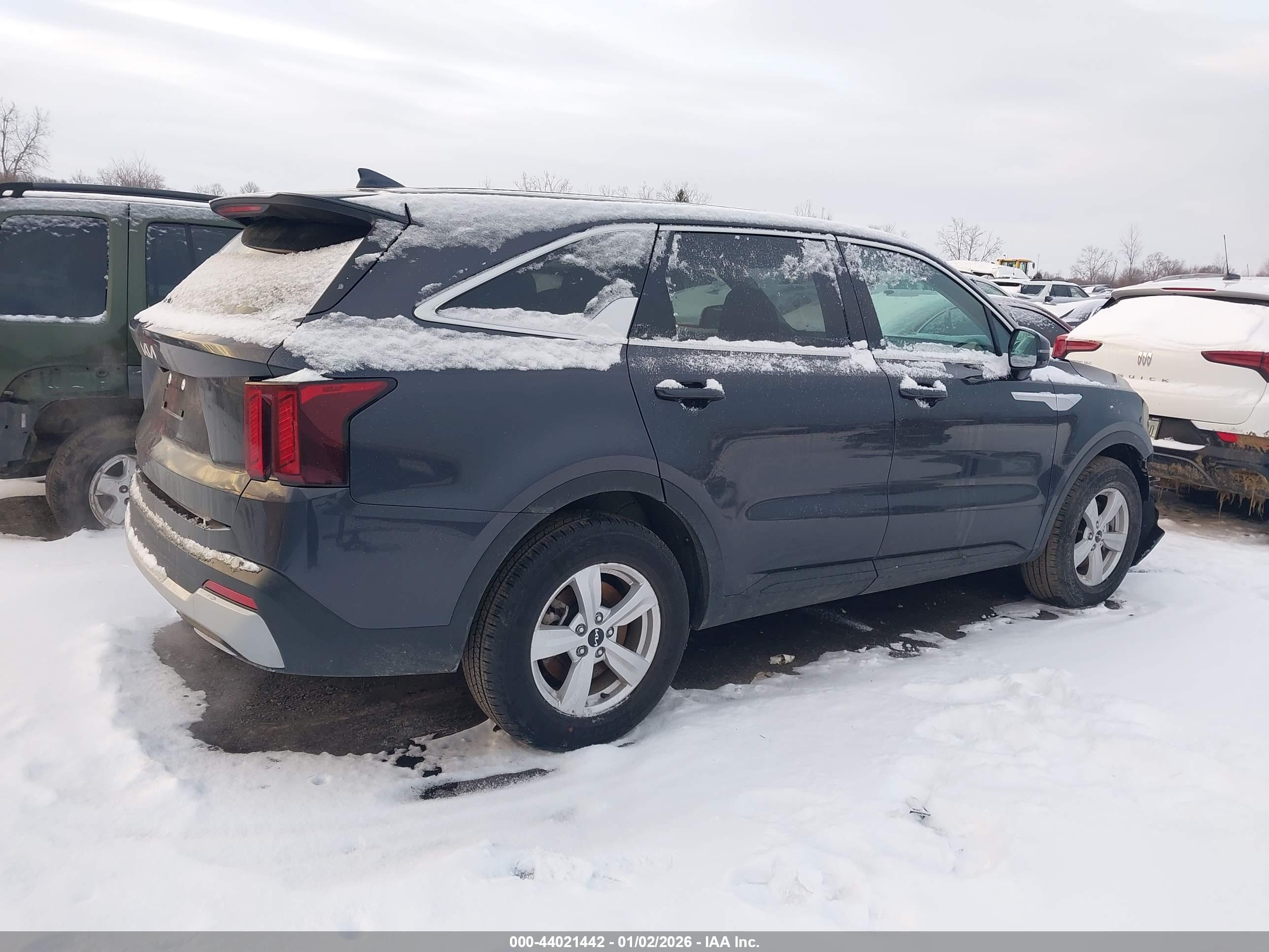 KIA SORENTO image 4