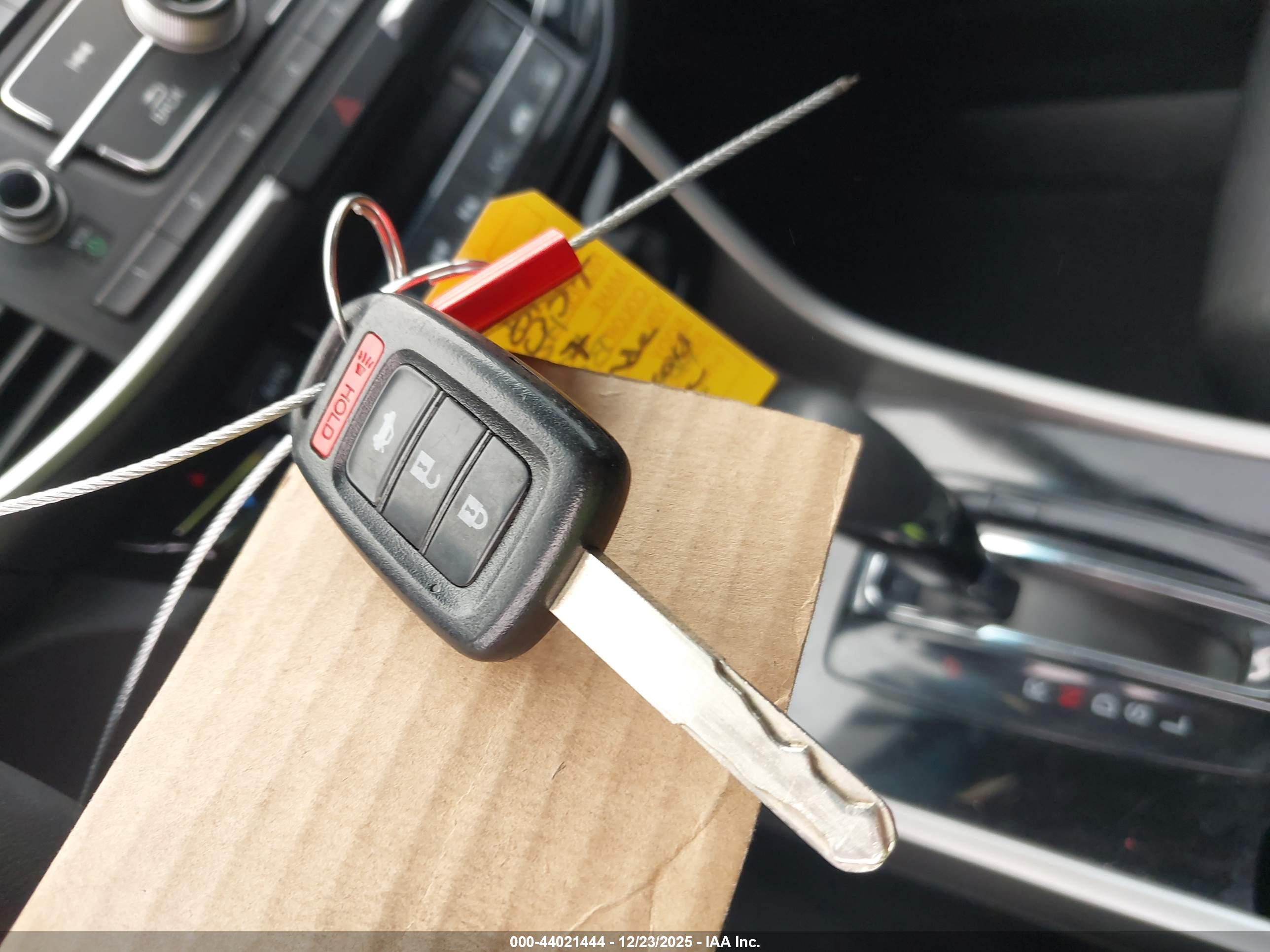 HONDA ACCORD image 11