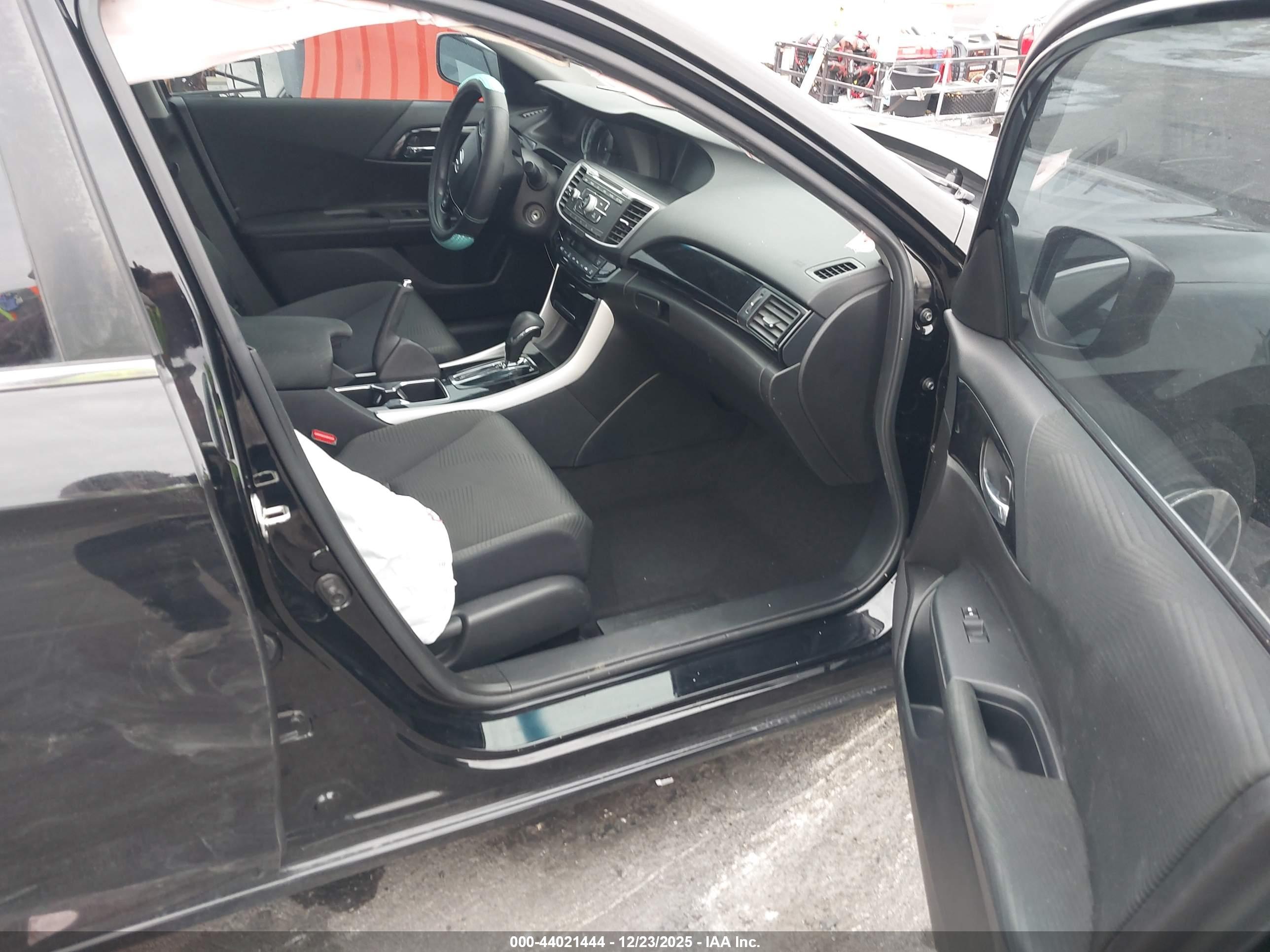 HONDA ACCORD image 5