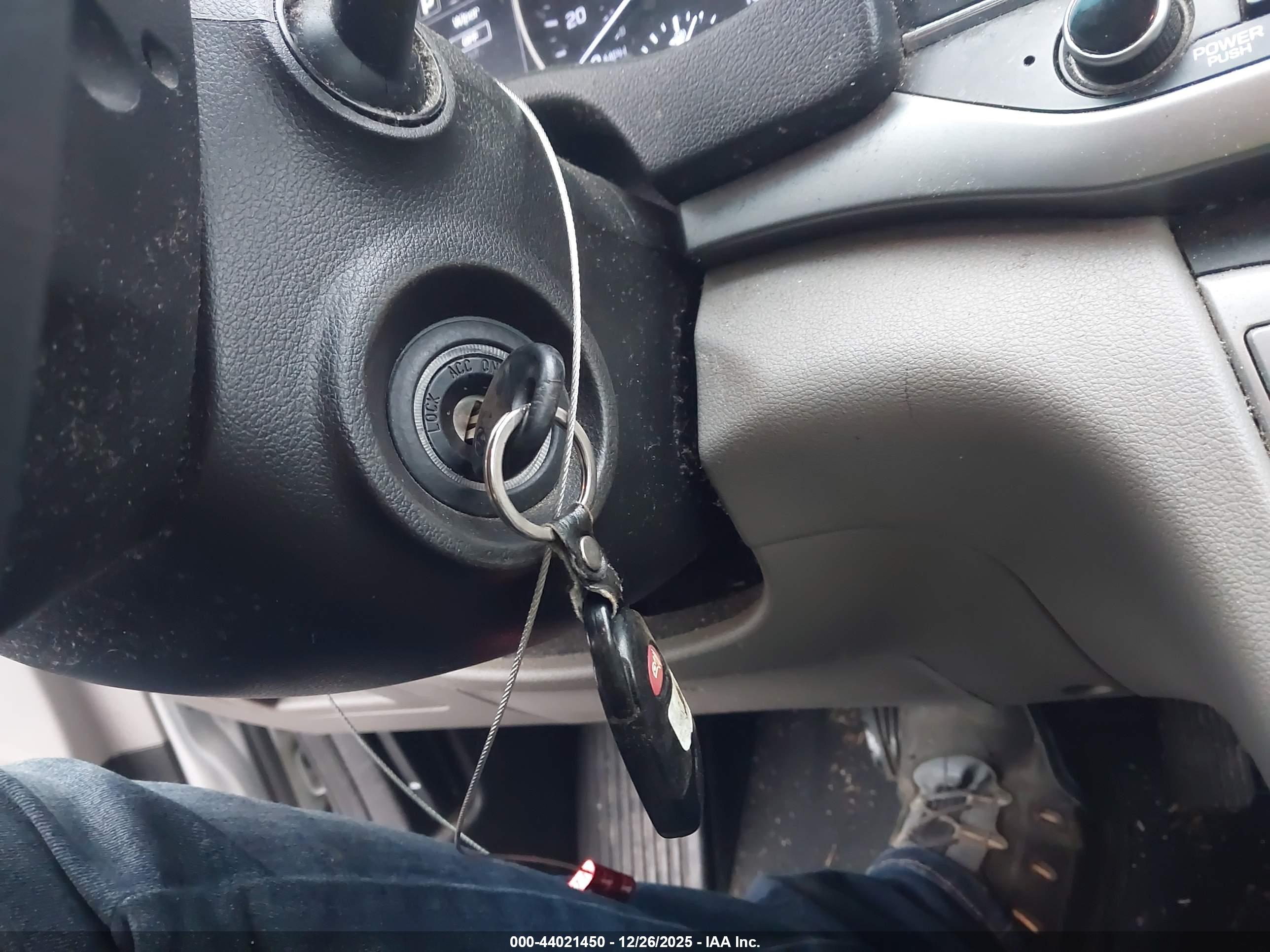 HYUNDAI ELANTRA image 11
