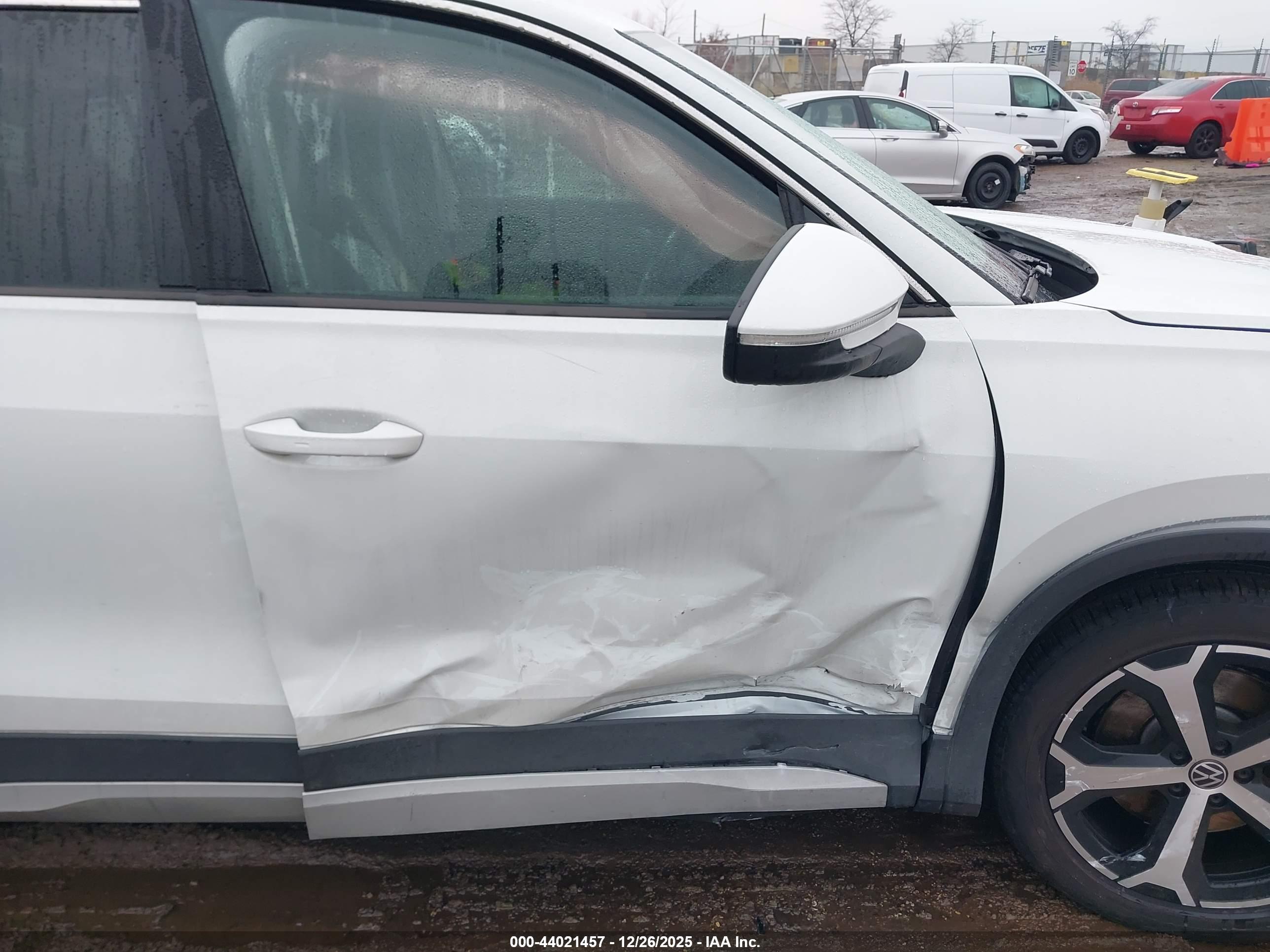 VOLKSWAGEN TIGUAN image 6
