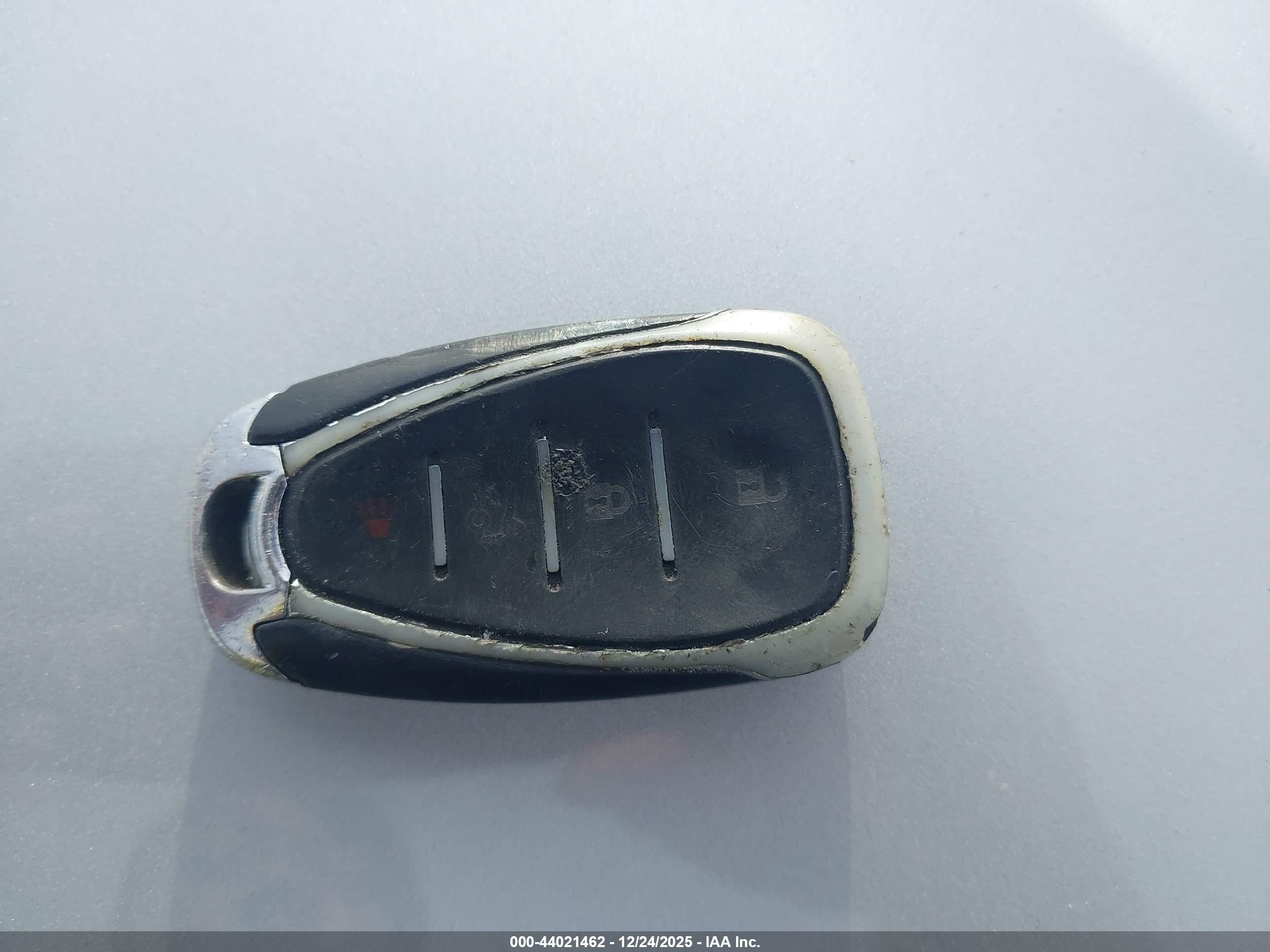 CHEVROLET EQUINOX image 11