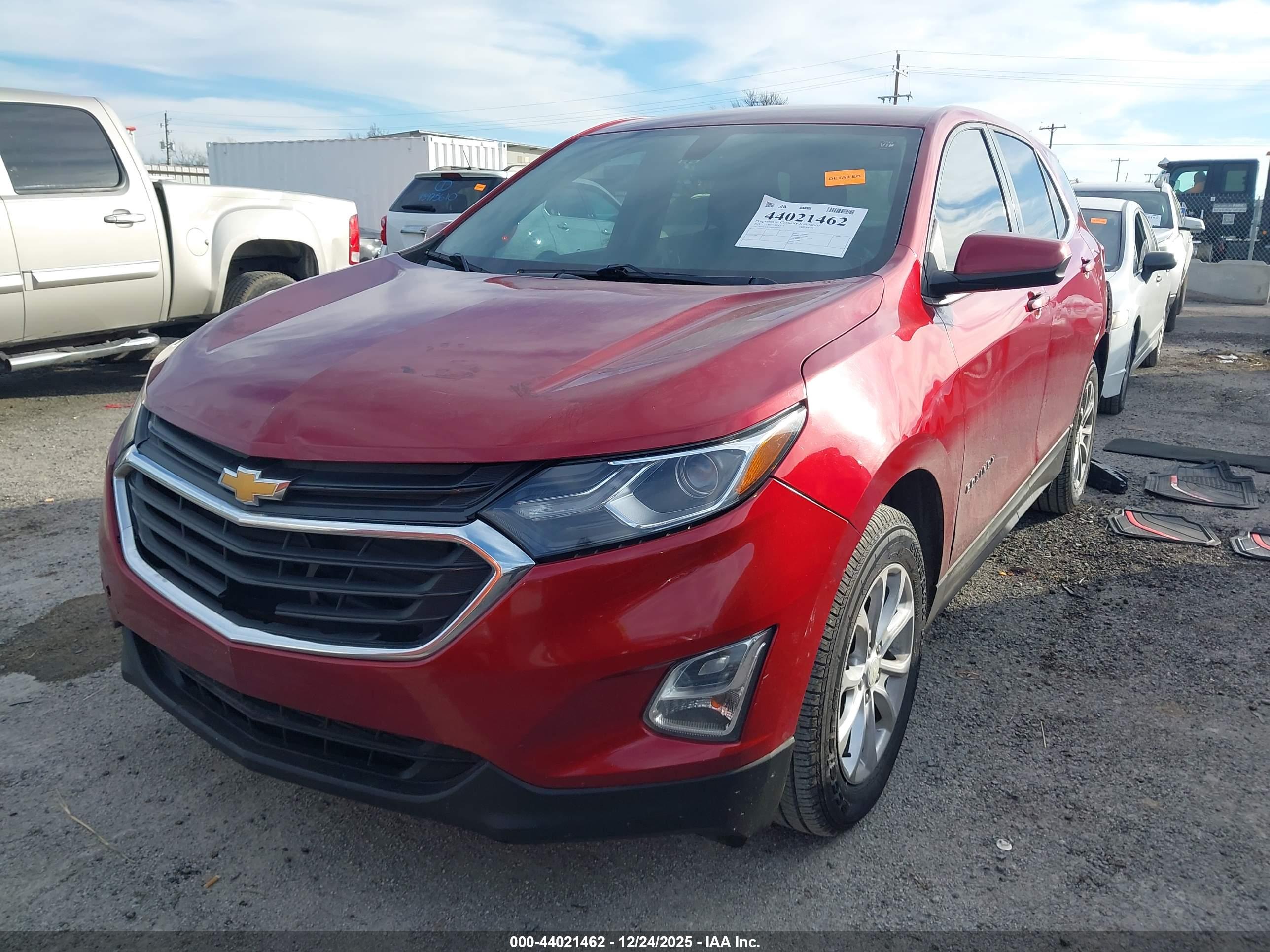 CHEVROLET EQUINOX image 2