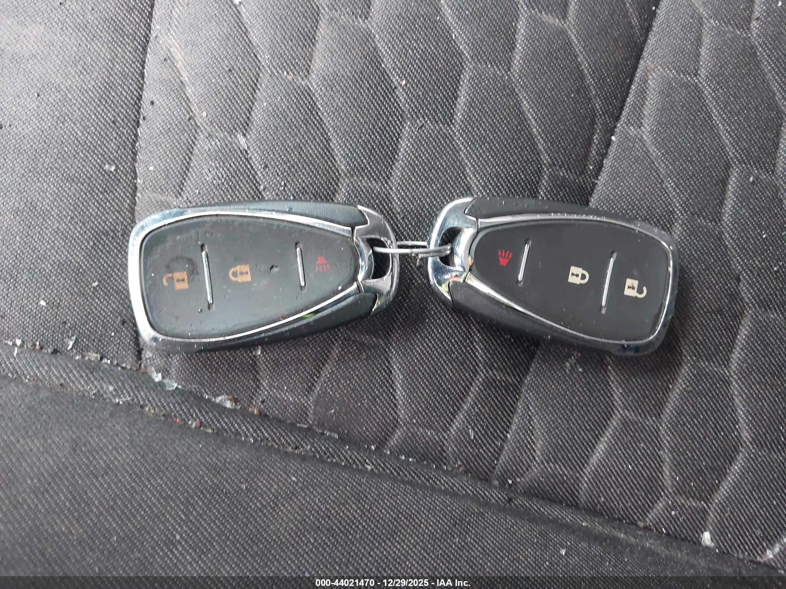 CHEVROLET EQUINOX image 11